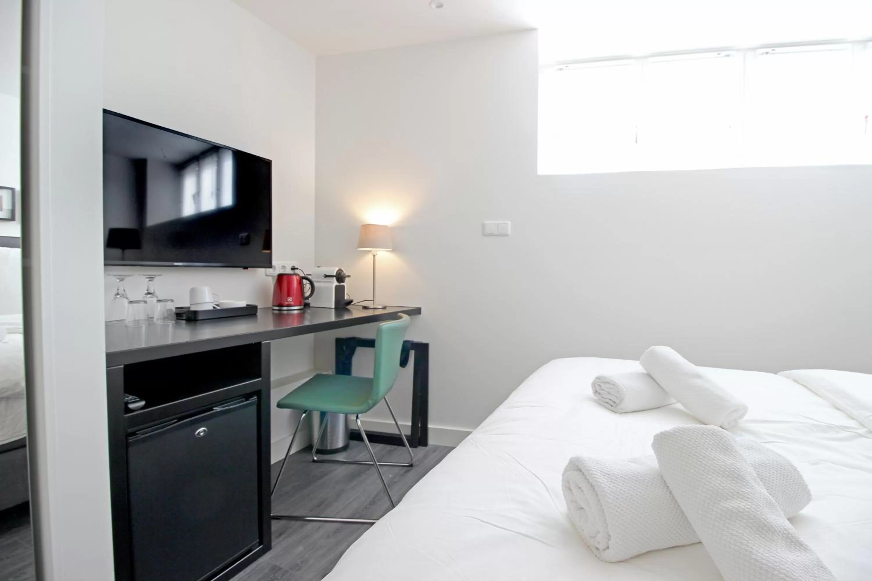 Coffee/tea facilities, Bed in Great private suite in Jordaan near CS