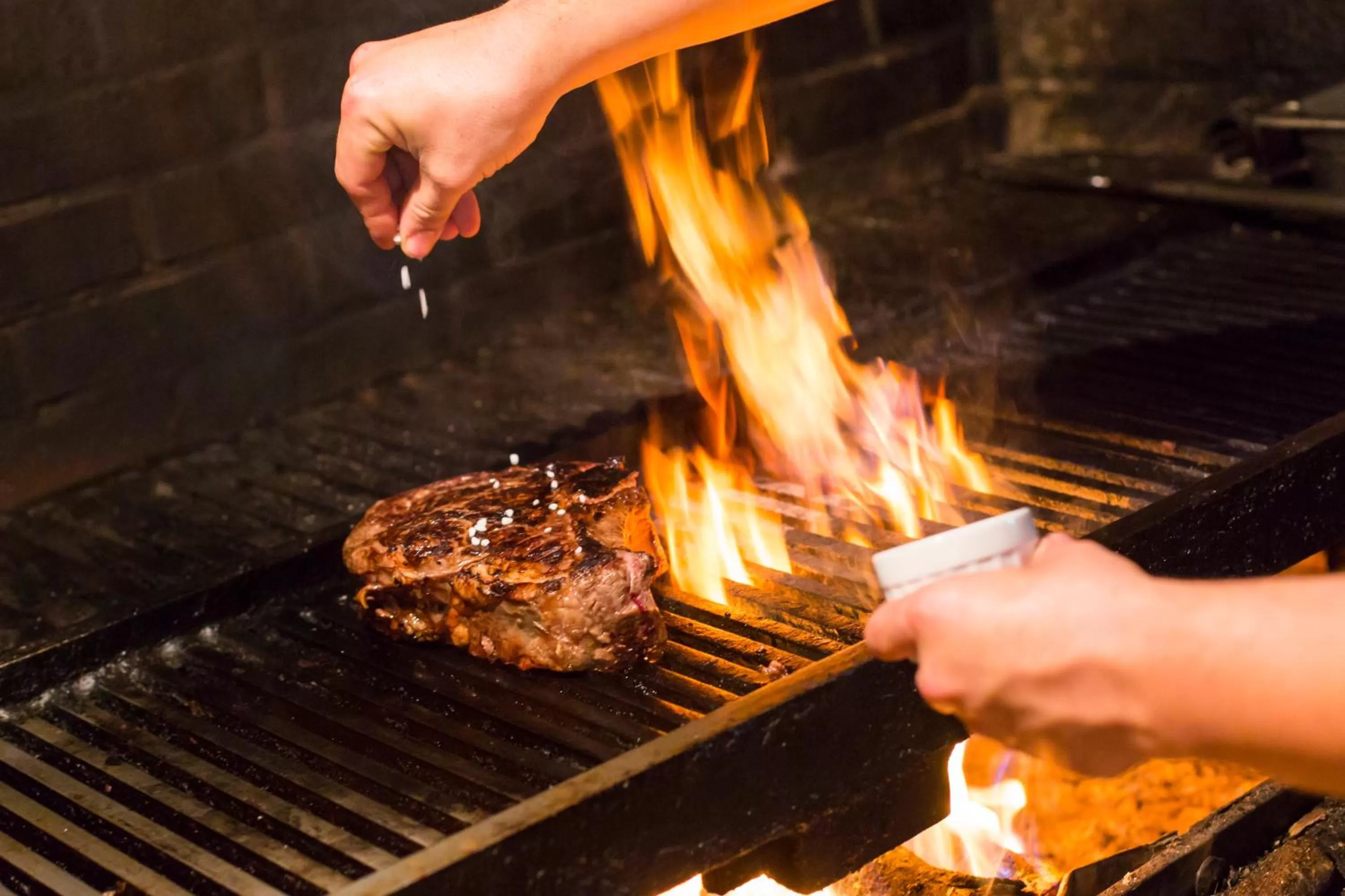 Restaurant/places to eat in La Flambée