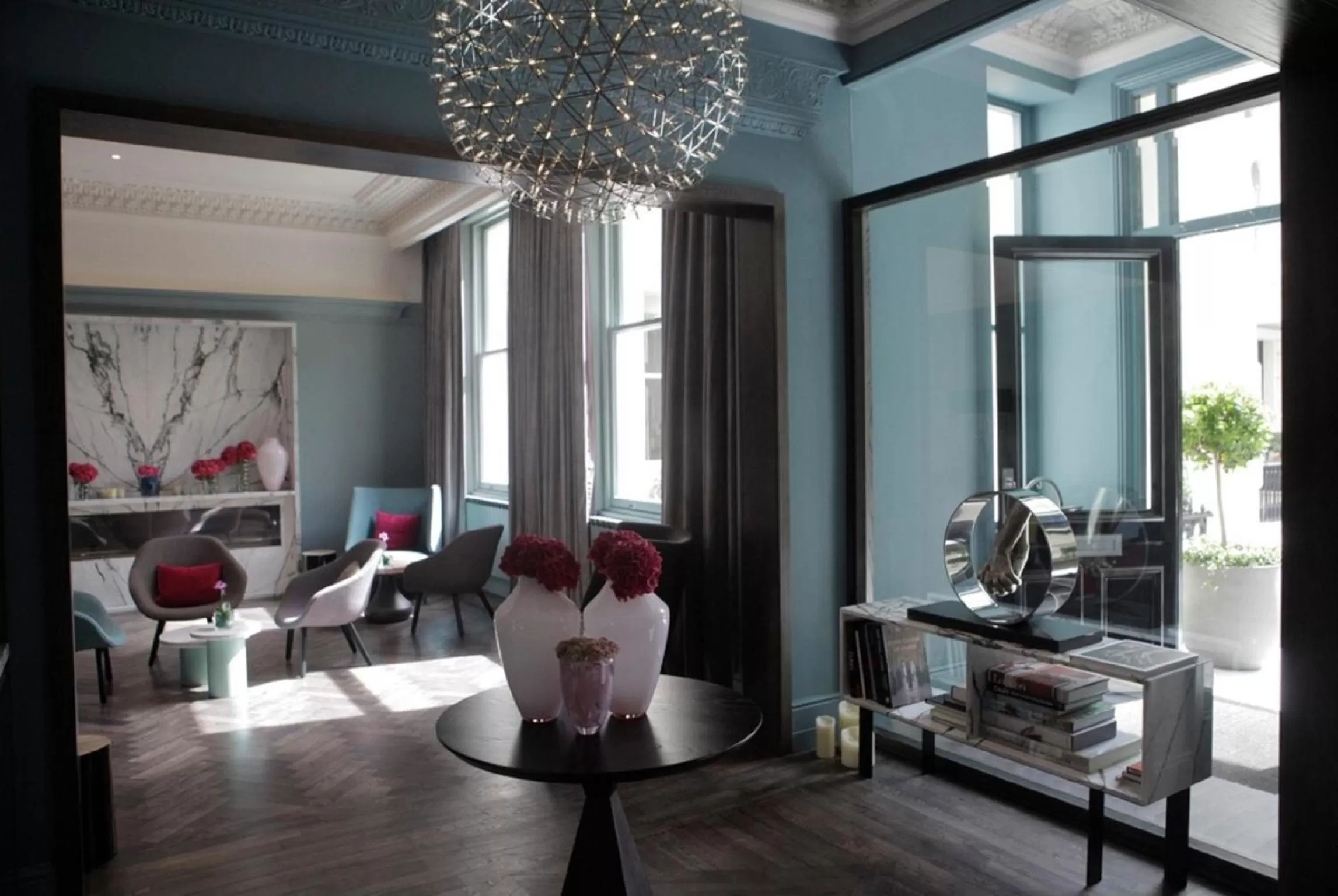 Lobby or reception in Signature Townhouse London Hyde Park