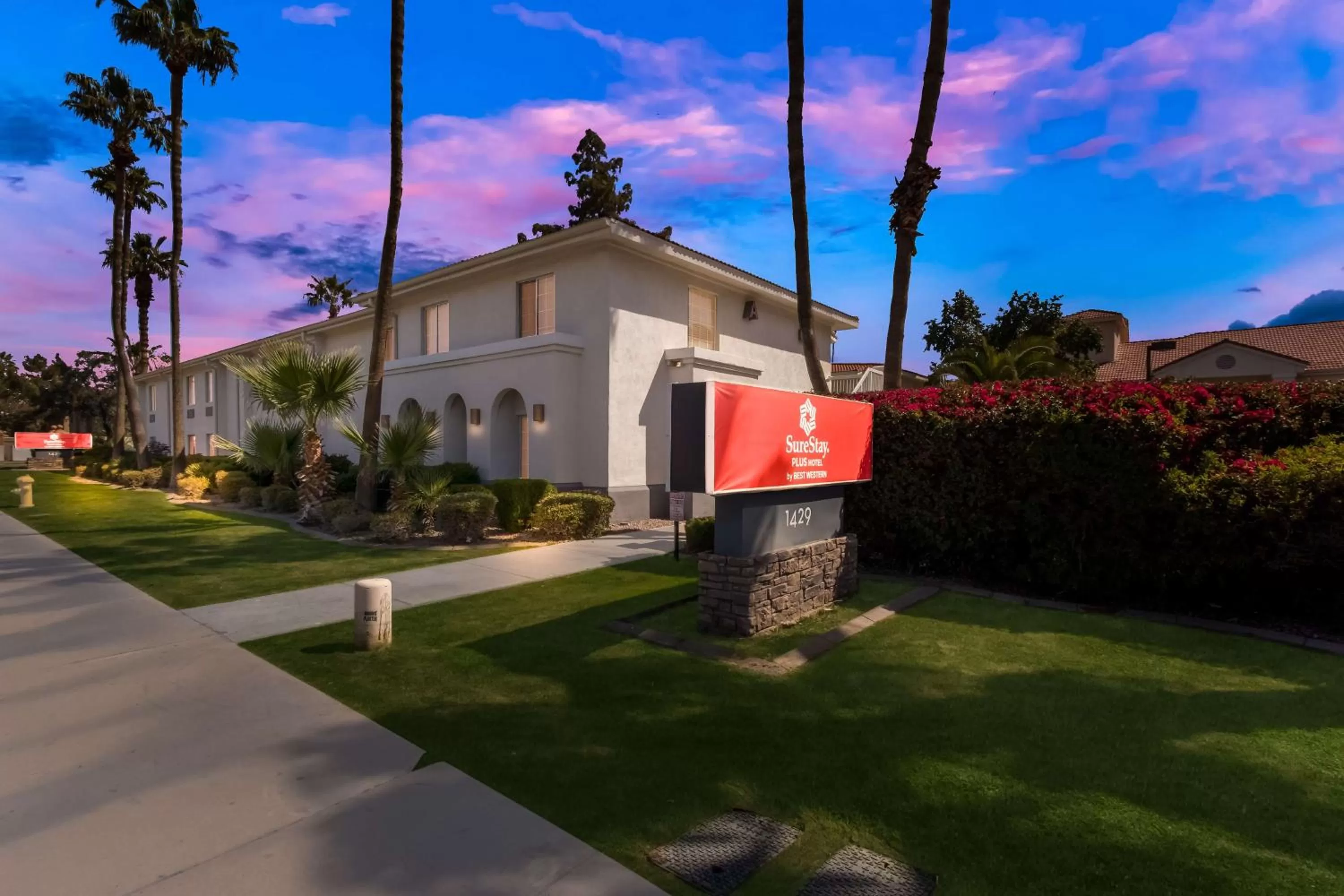 SureStay Plus Hotel by Best Western Tempe University