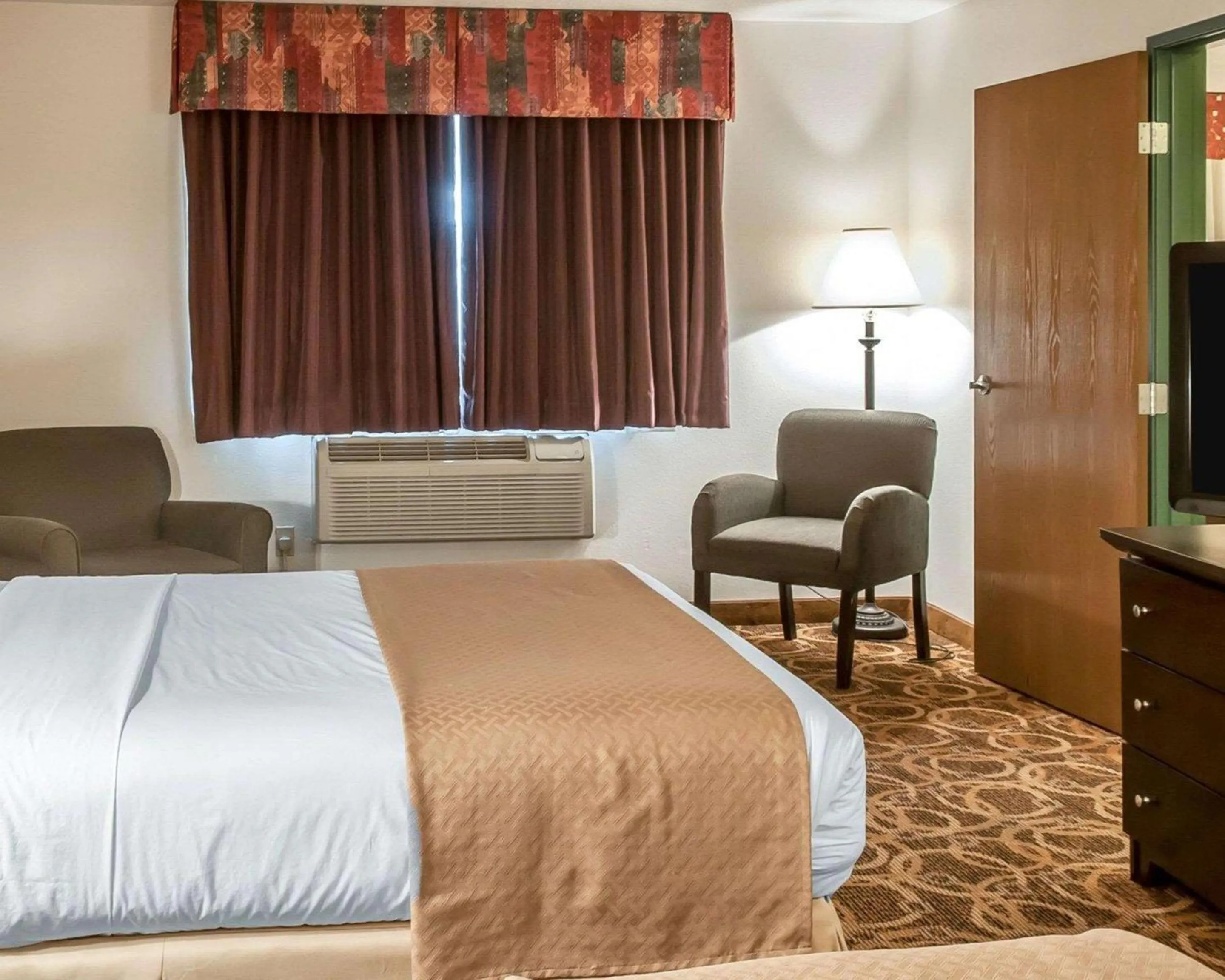 Bedroom, Bed in Quality Inn & Suites Hobbs