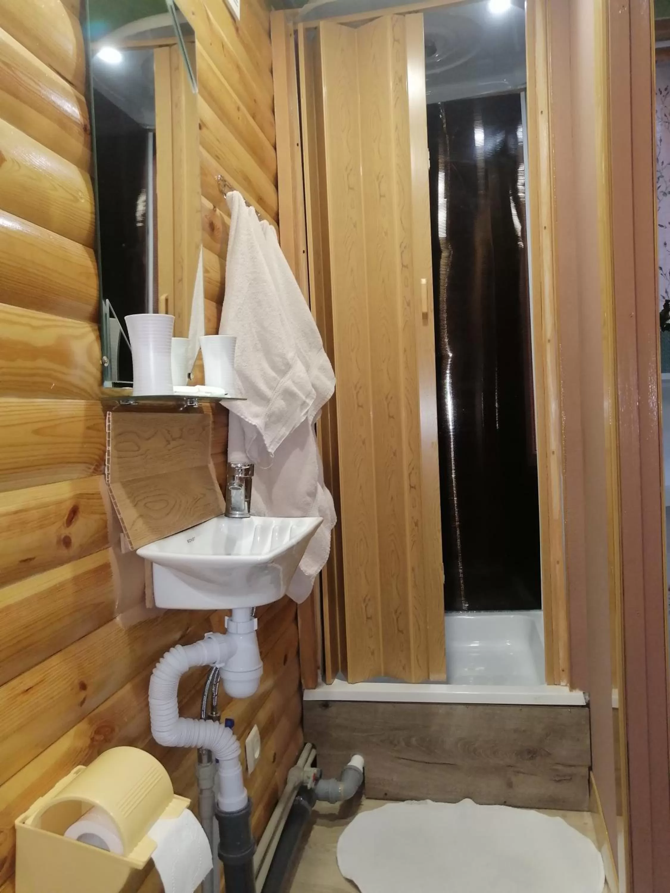 Toilet, Bathroom in Yellowunlimited Hotel