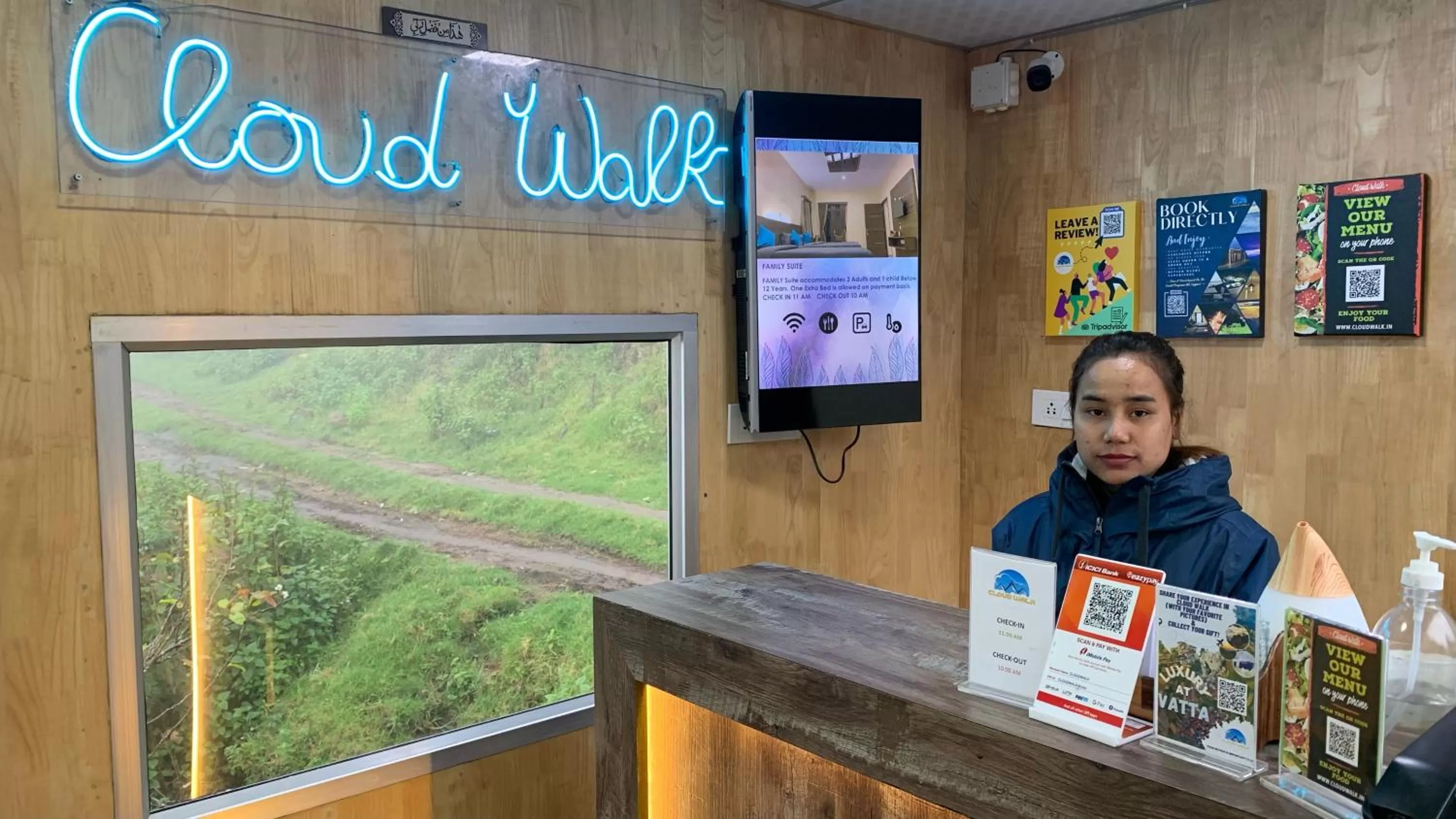 Lobby or reception, Lobby/Reception in Cloud Walk