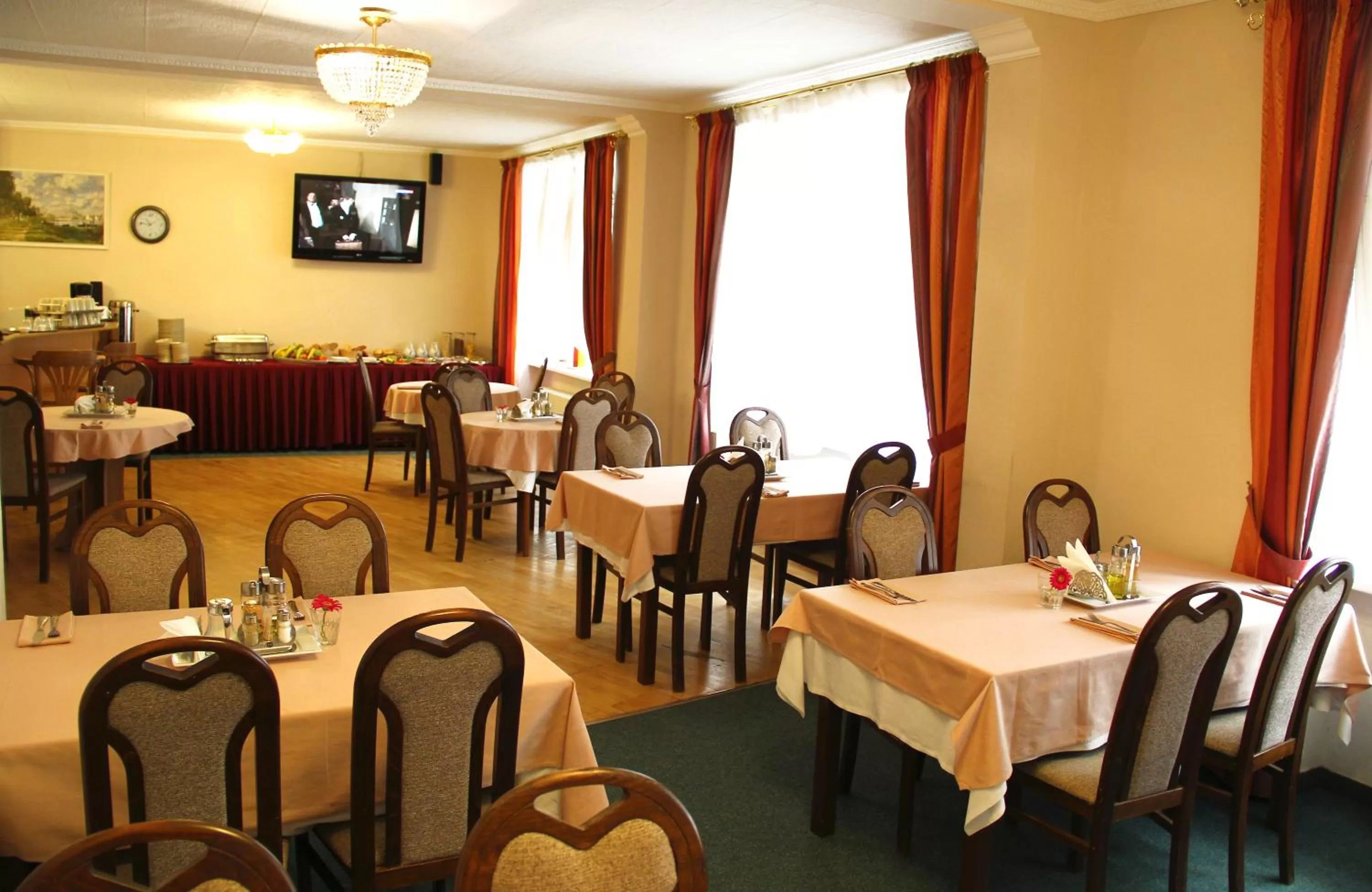 Restaurant/places to eat in Zlatý Sloup