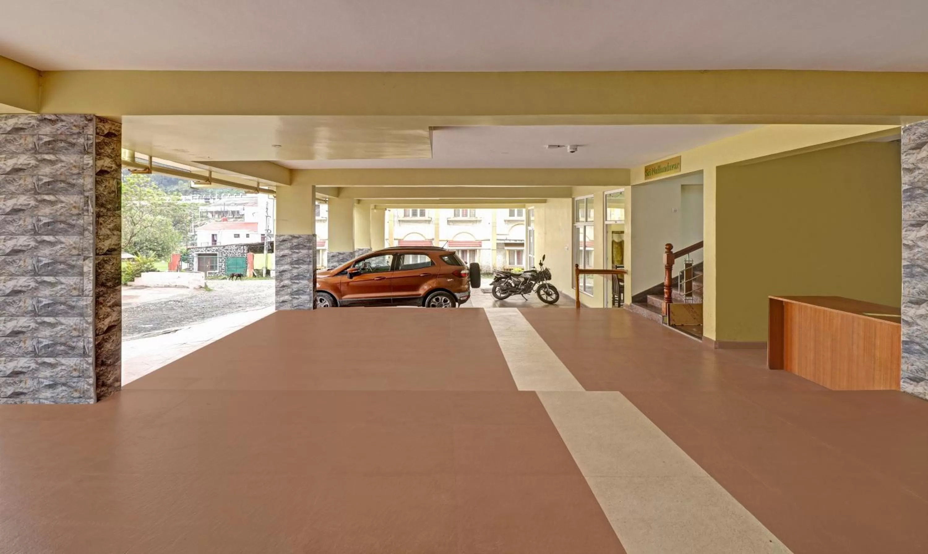 Parking in Treebo Aall Season