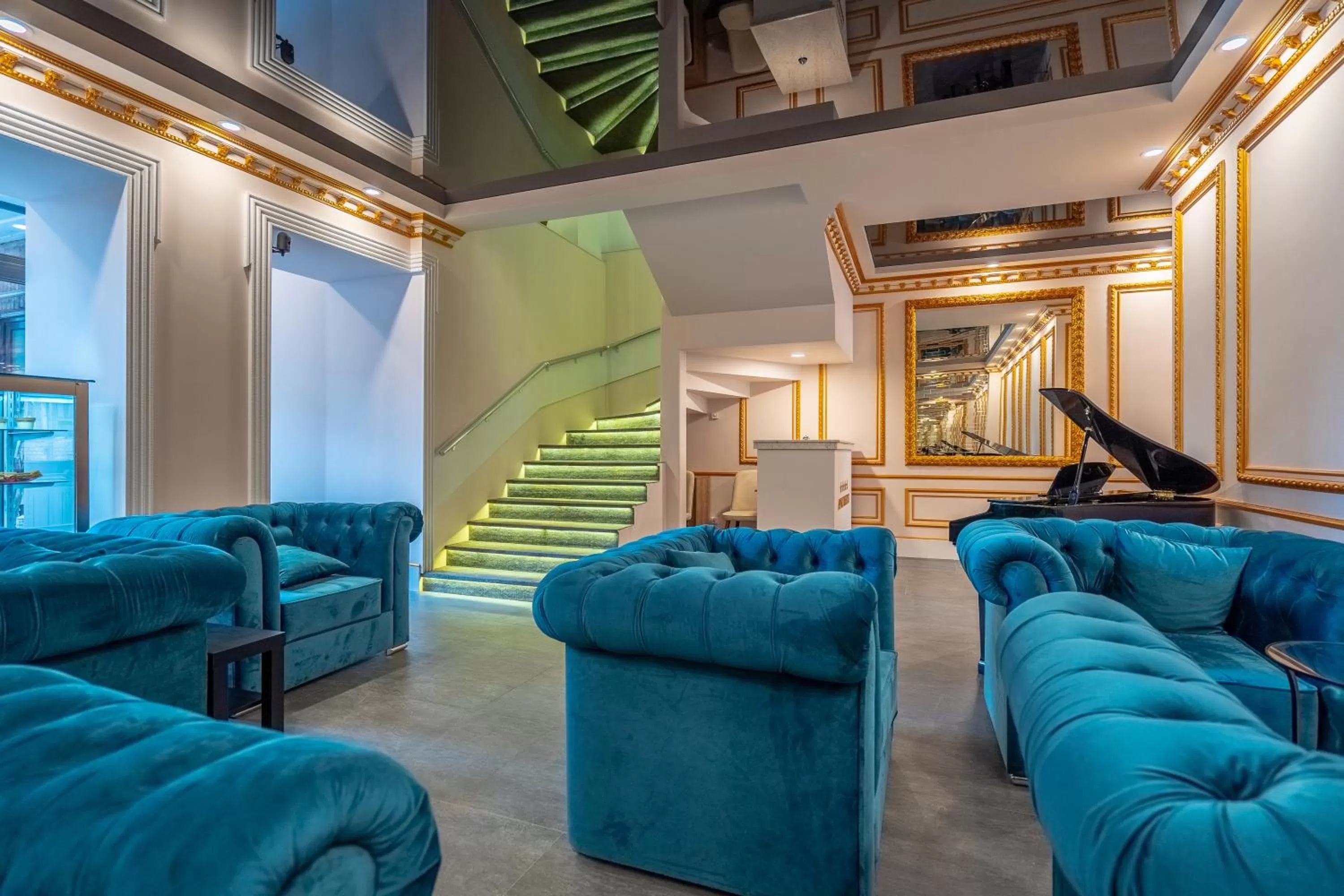 Lobby or reception in 5 STAR APART HOTEL