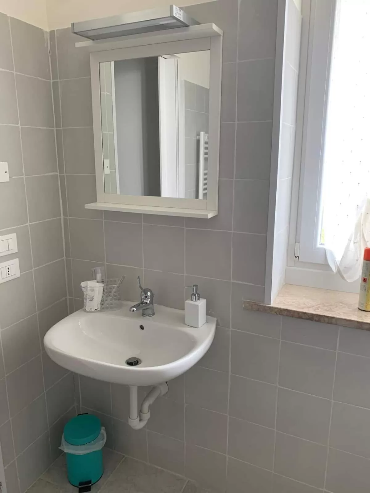 Bathroom in LA CHIUSA Bed and Breakfast