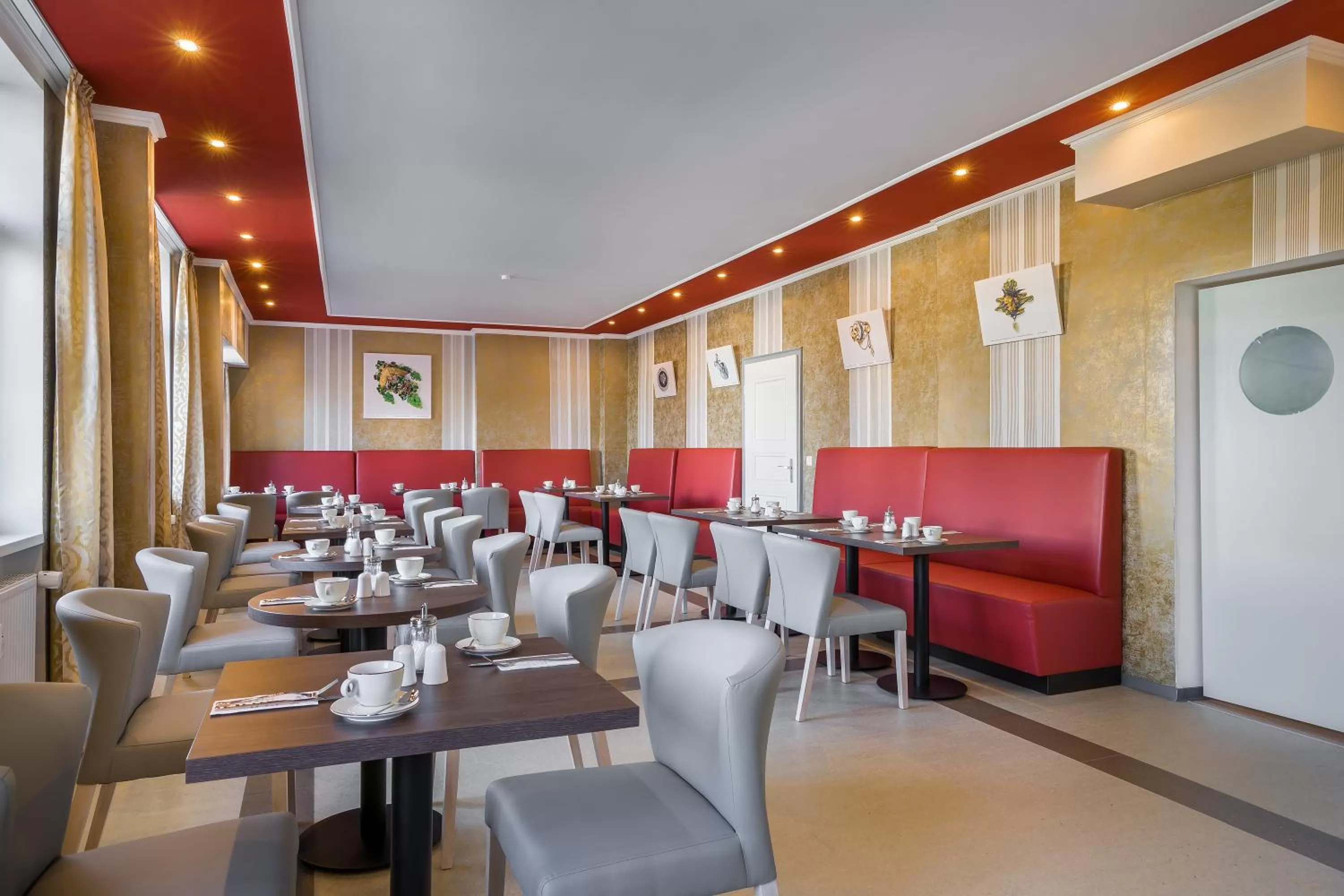 Restaurant/places to eat in Hotel Ruf