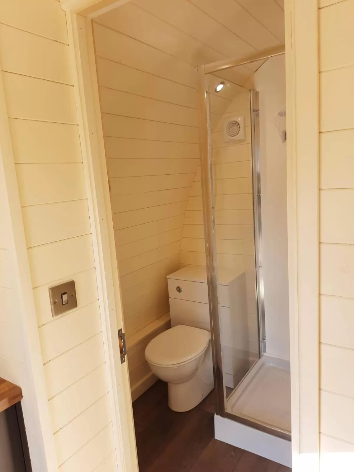 Bathroom in South Lodge House