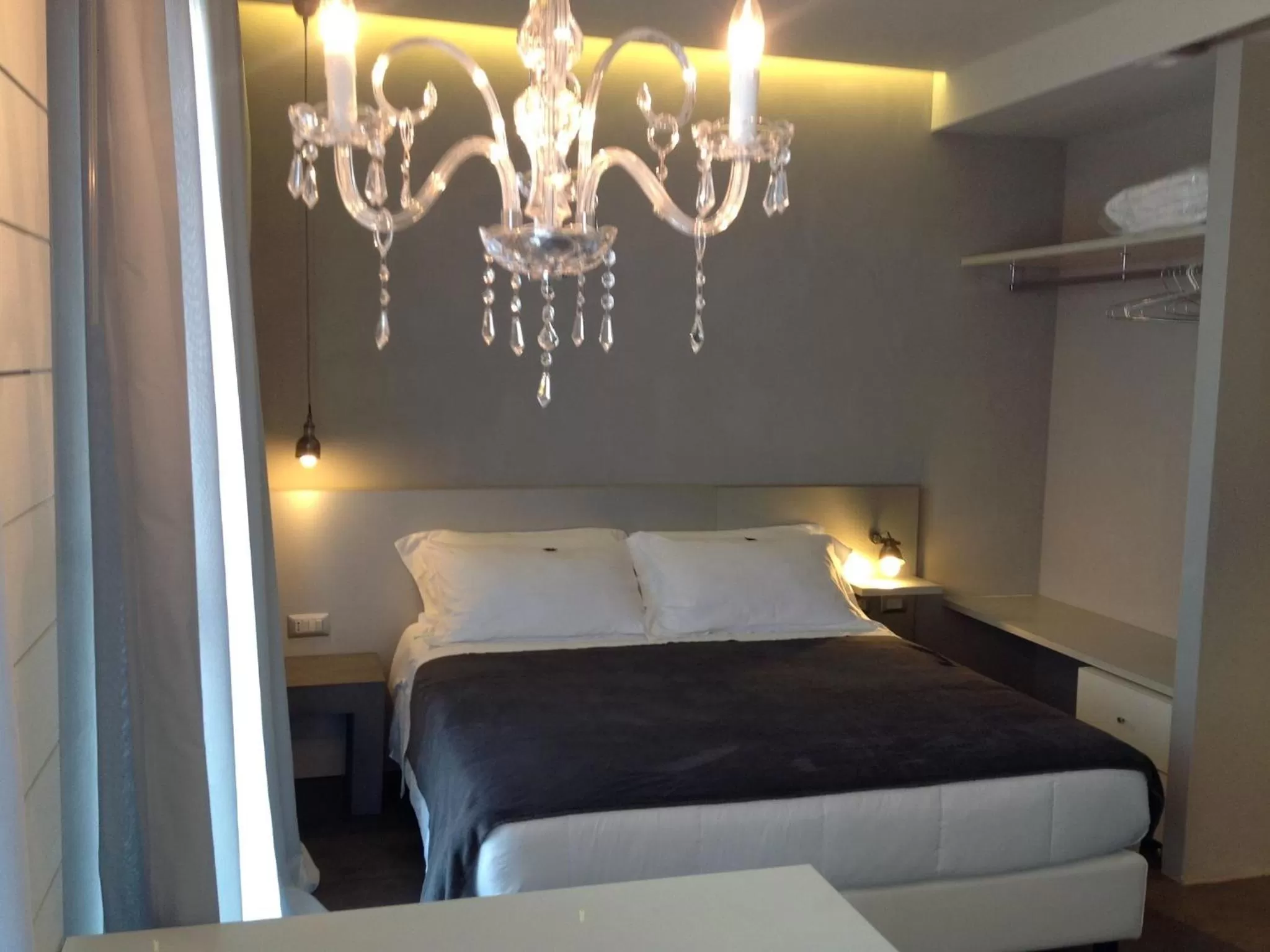 Photo of the whole room, Bed in Bell Suite Hotel