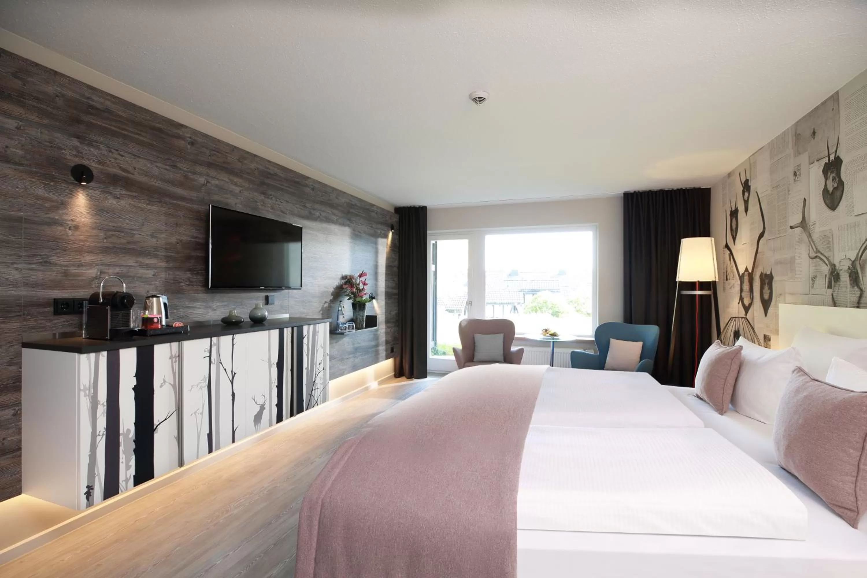 Photo of the whole room, Bed in Dorint Resort Winterberg