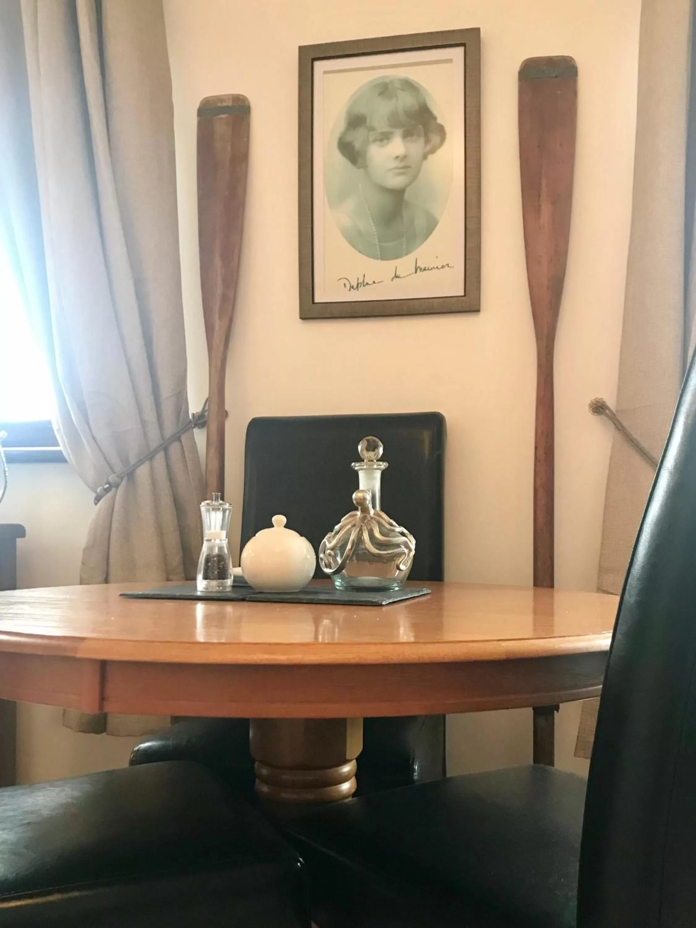 Dining area in Wellingtons