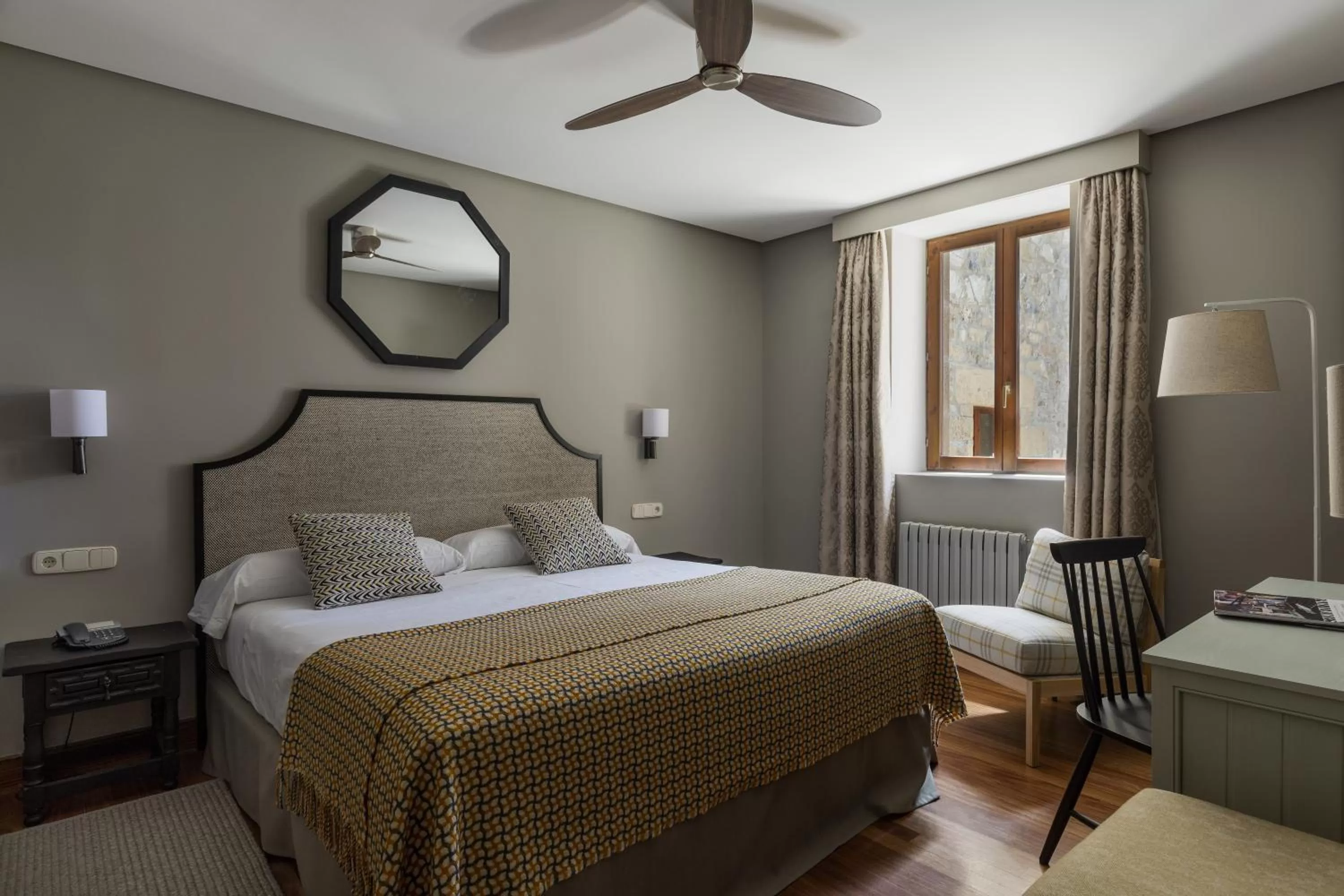 Bed in Parador de Hondarribia