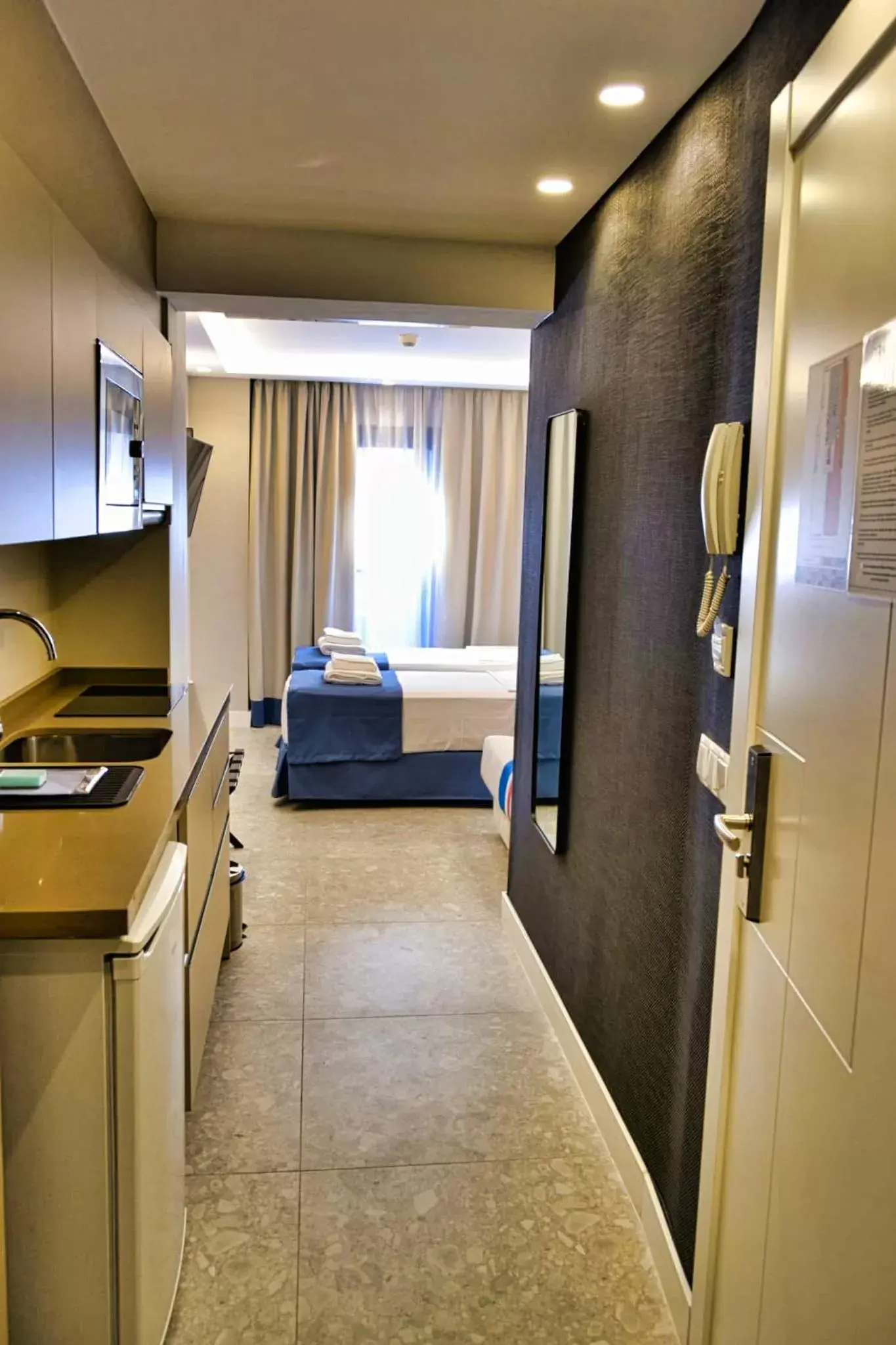 Twin Studio in Posidonia Aparthotel Twin Studio in Posidonia Aparthotel