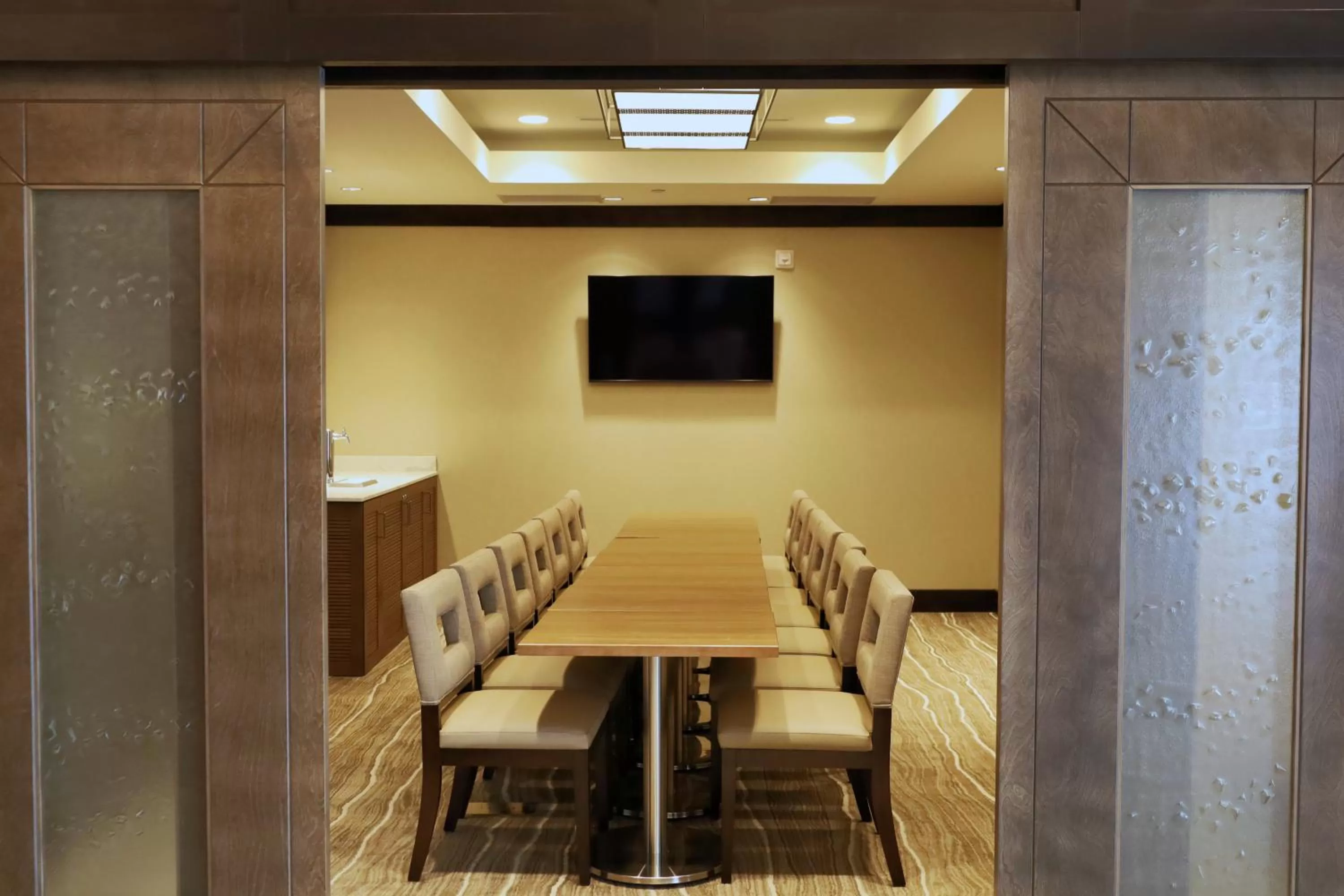 Meeting/conference room in Staybridge Suites - Waterloo - St. Jacobs Area