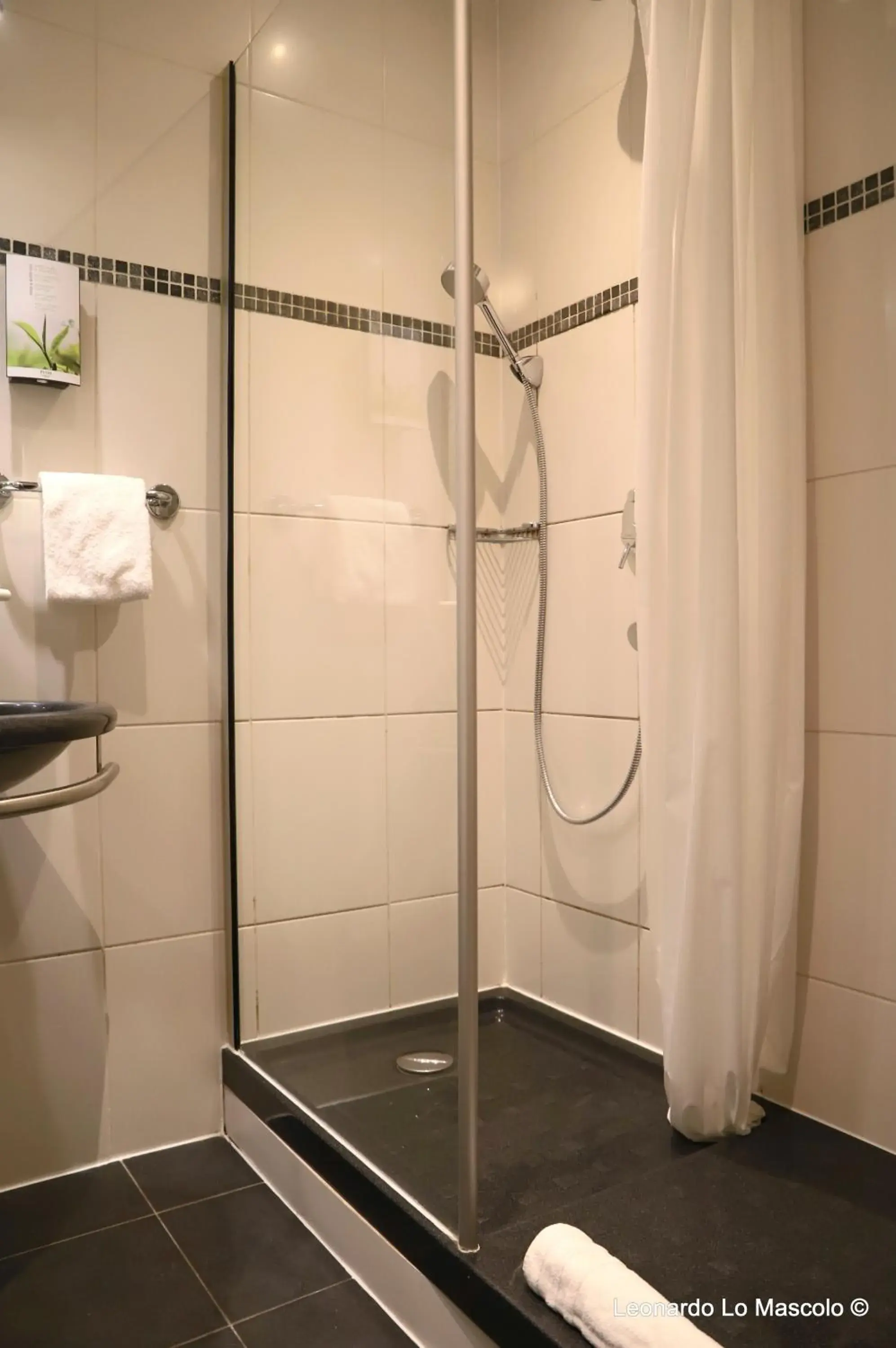 Economy Single Room in Univers Hotel Liege-Guillemins Economy Single Room in Univers Hotel Liege-Guillemins