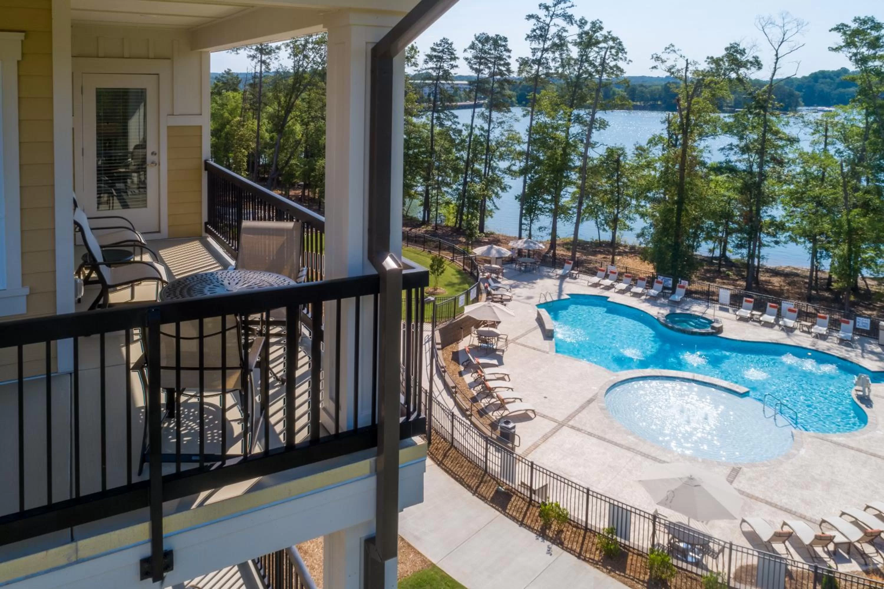 Balcony/Terrace in Lakeside Lodge Clemson