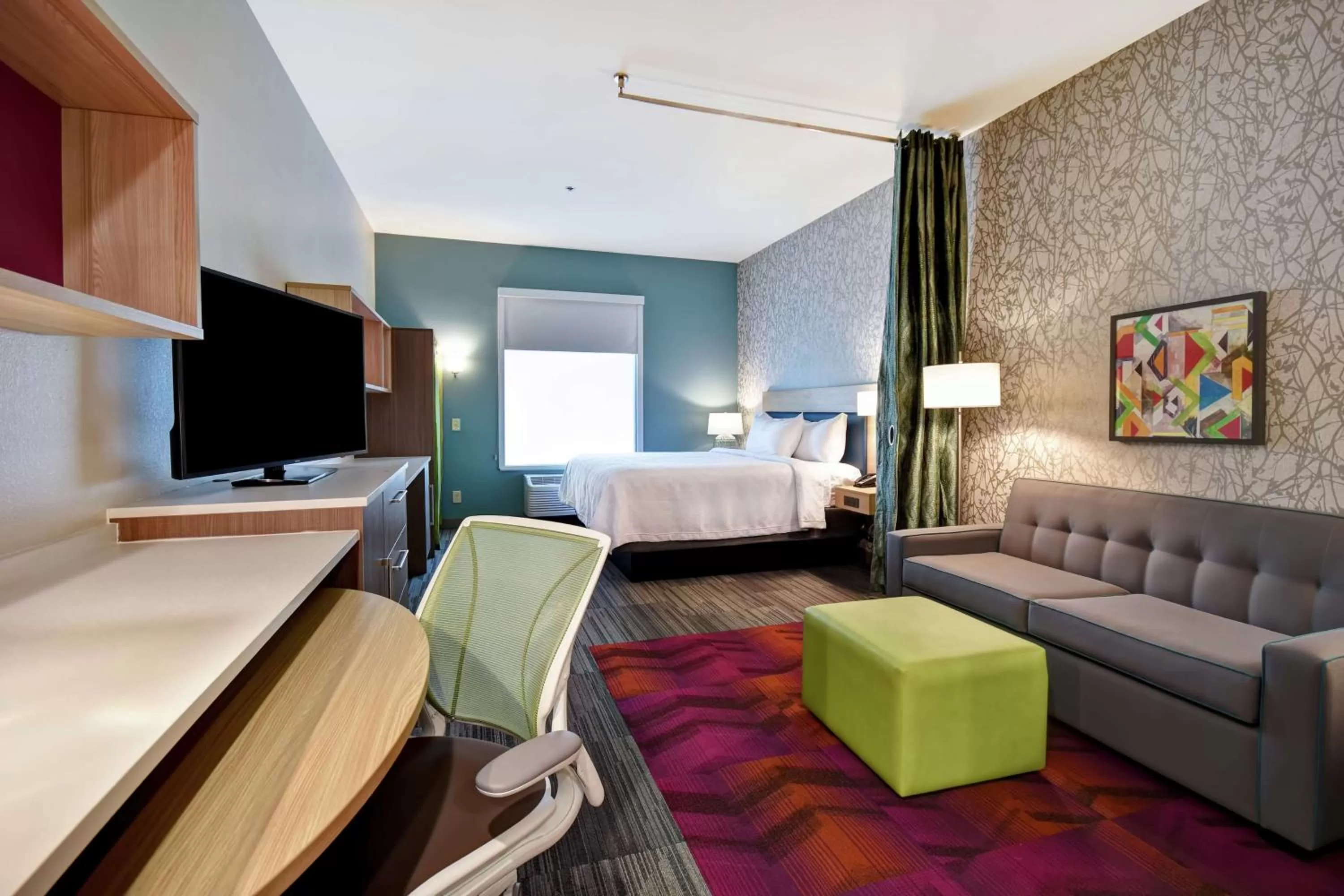 Bedroom, Bed in Home2 Suites By Hilton Birmingham/Fultondale, Al