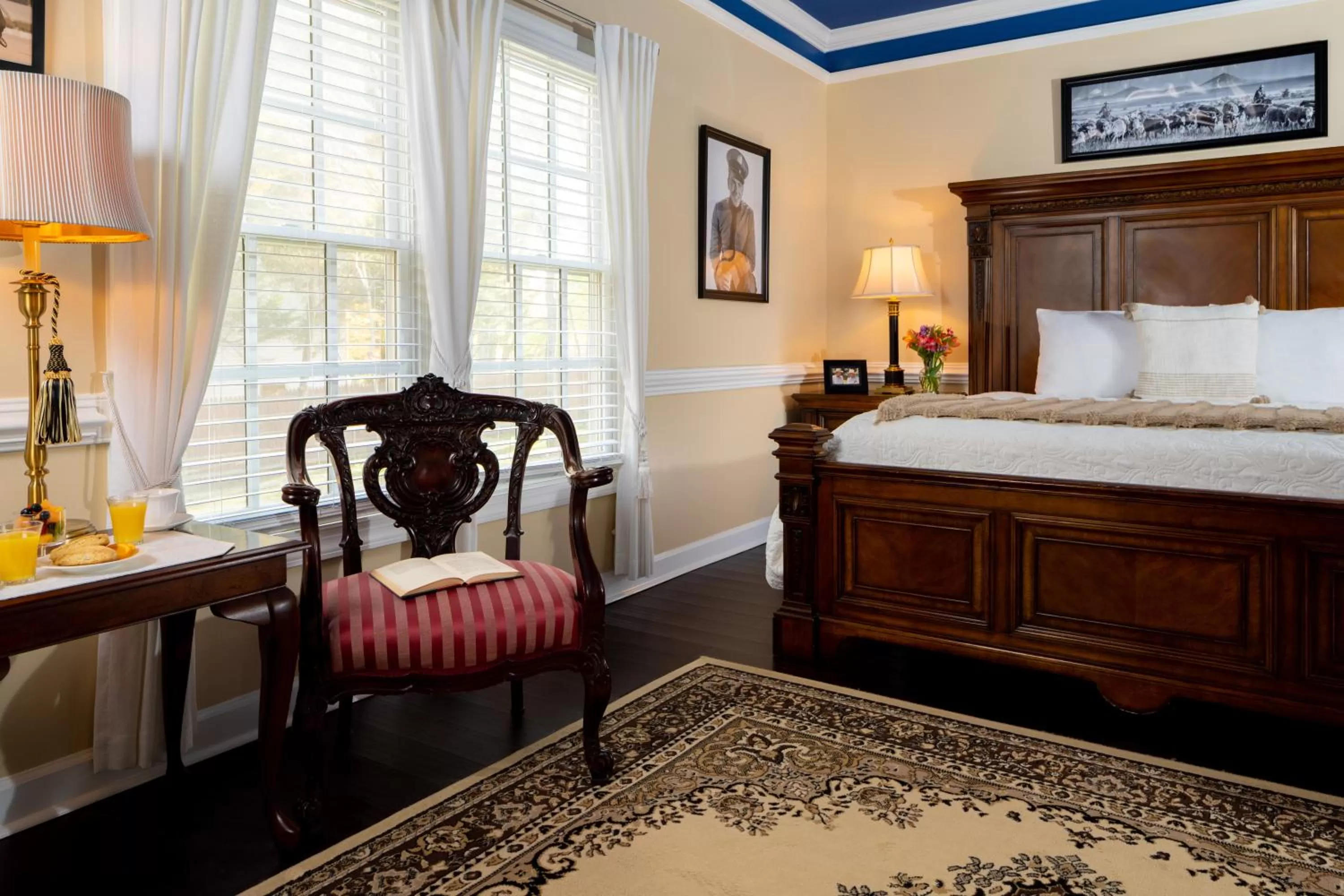 Bed in A Williamsburg White House Inn