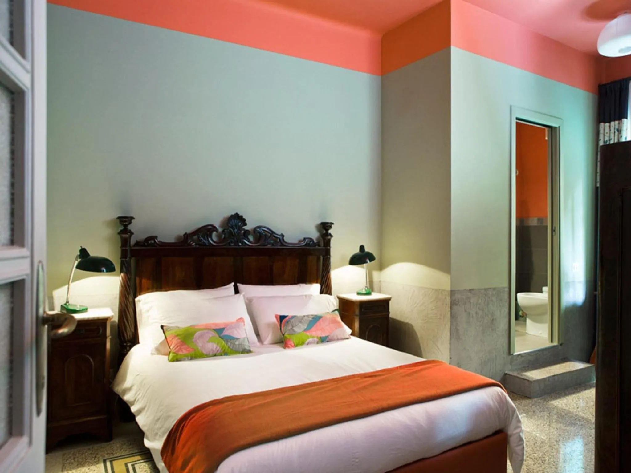 Bed in PratinnVatican