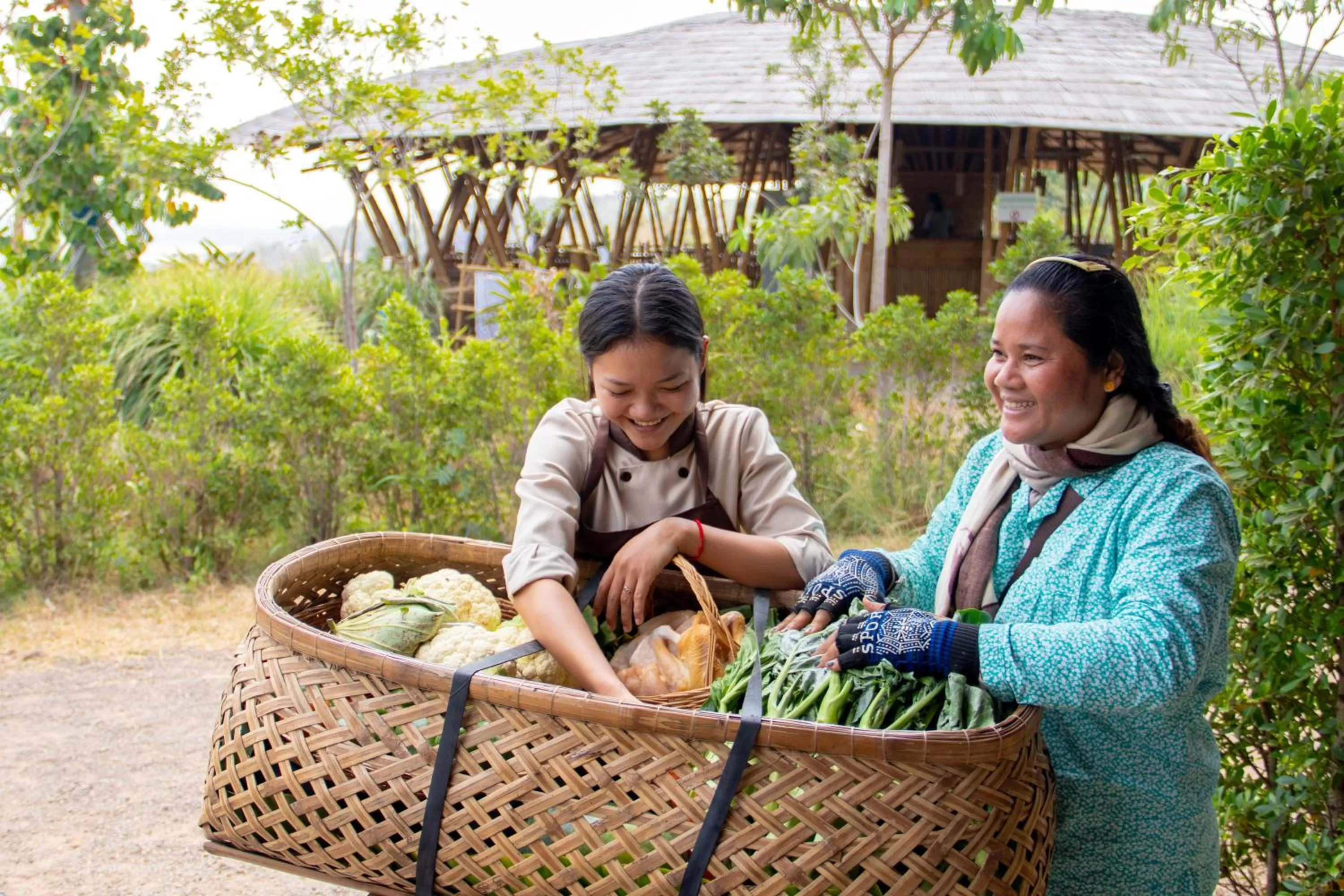 Hanchey Bamboo Resort