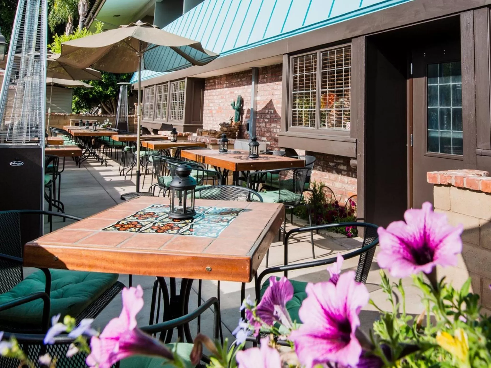 Restaurant/places to eat in Kings Inn