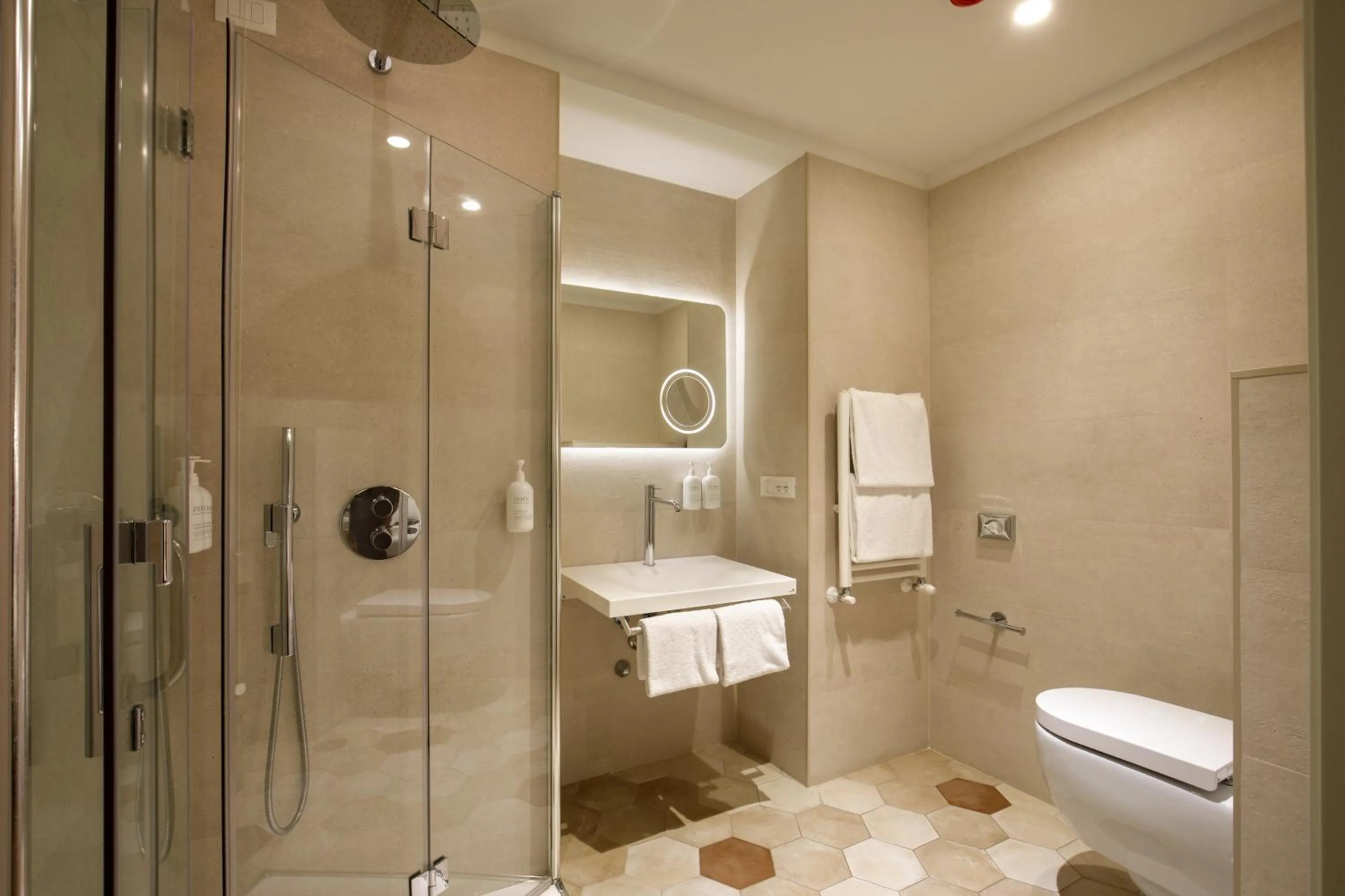 Bathroom in Cosmopolita Rome Colosseum, Tapestry Collection by Hilton