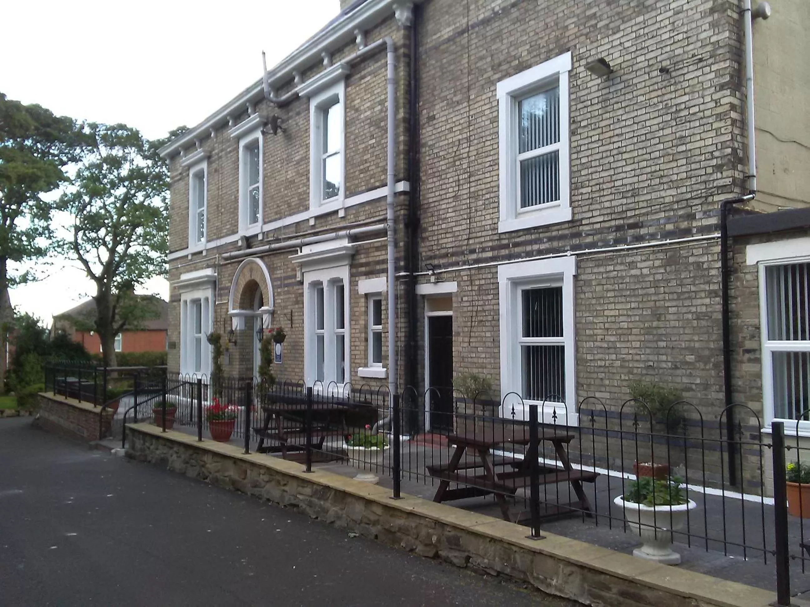 Property building in Clifton Hotel & Bar Newcastle