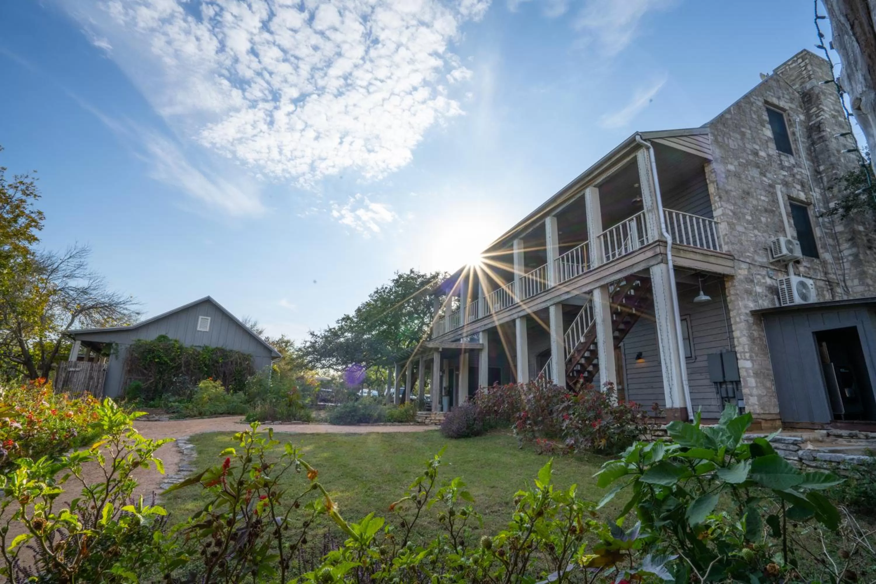 Property building in Sage Hill Inn & Spa