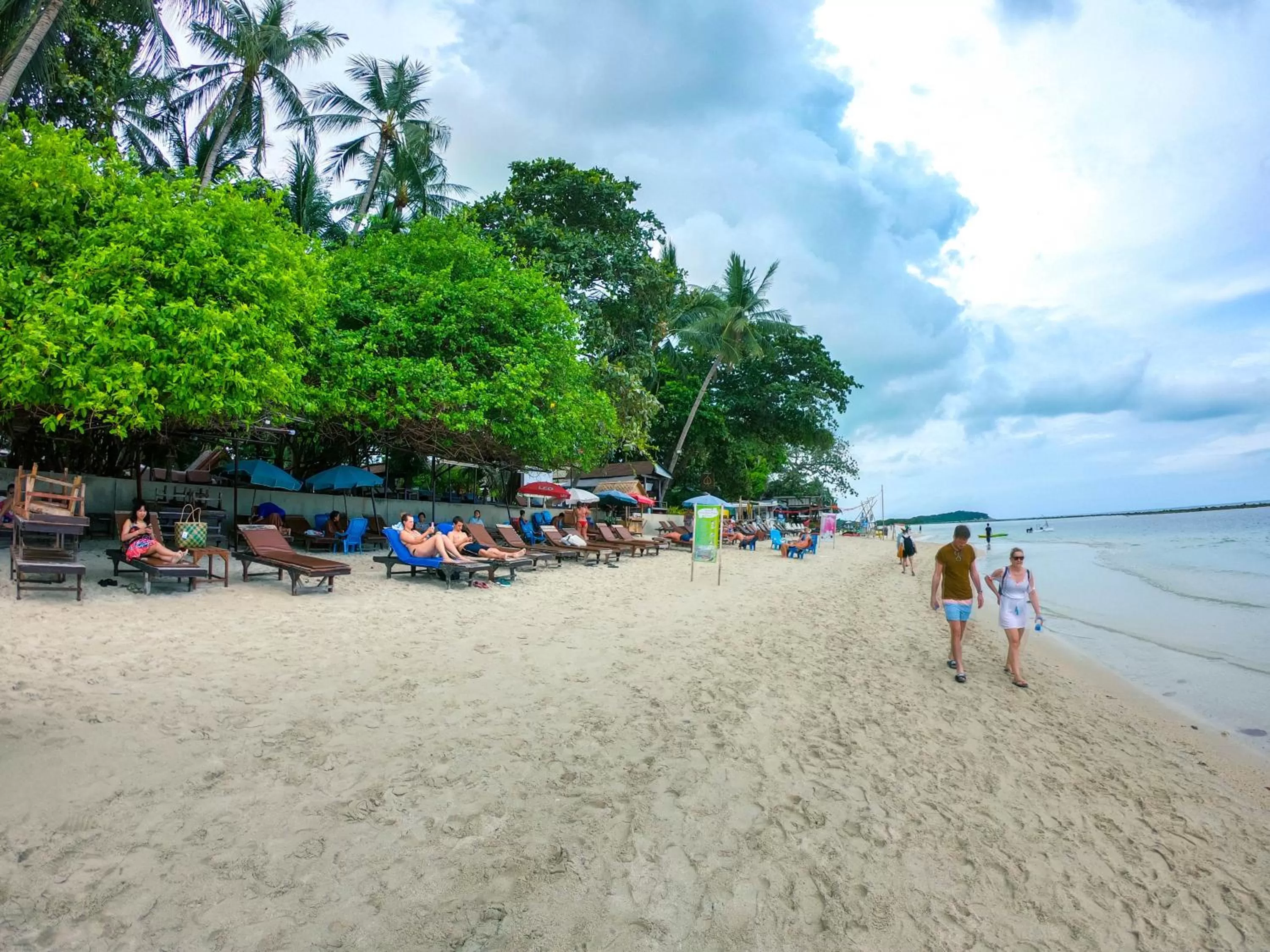 Beach in Chaweng Garden Beach Resort - SHA Plus