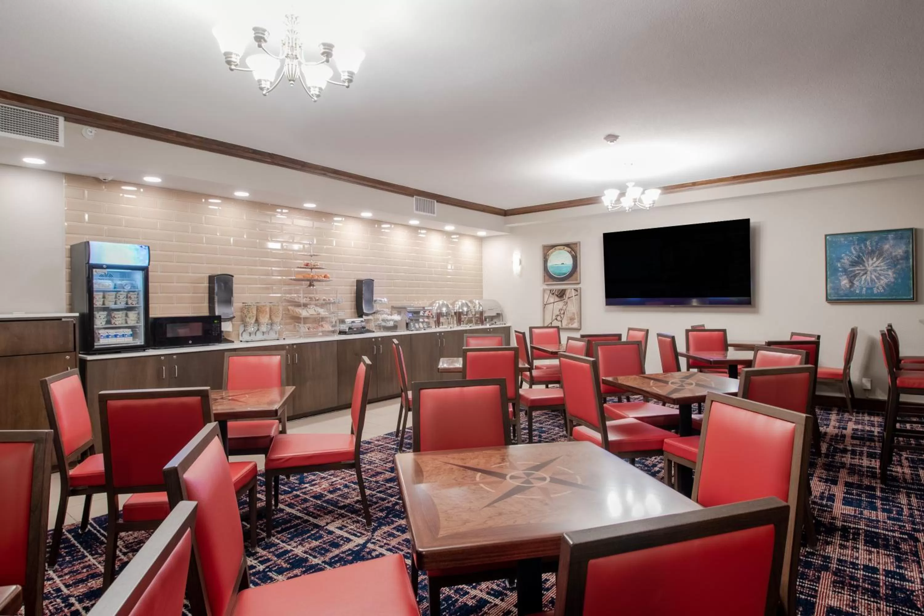 Dining area in Econo Lodge Inn & Suites Foley-North Gulf Shores