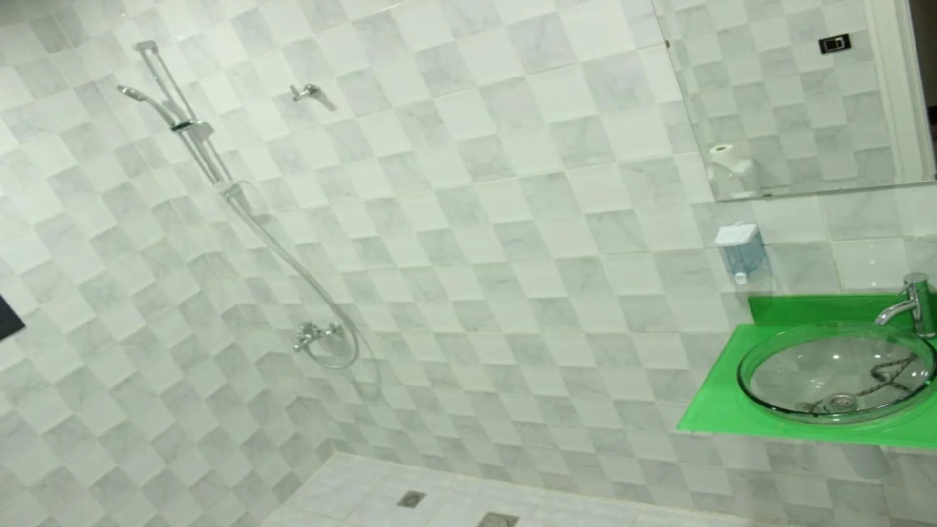 Bathroom in Meramees Hostel