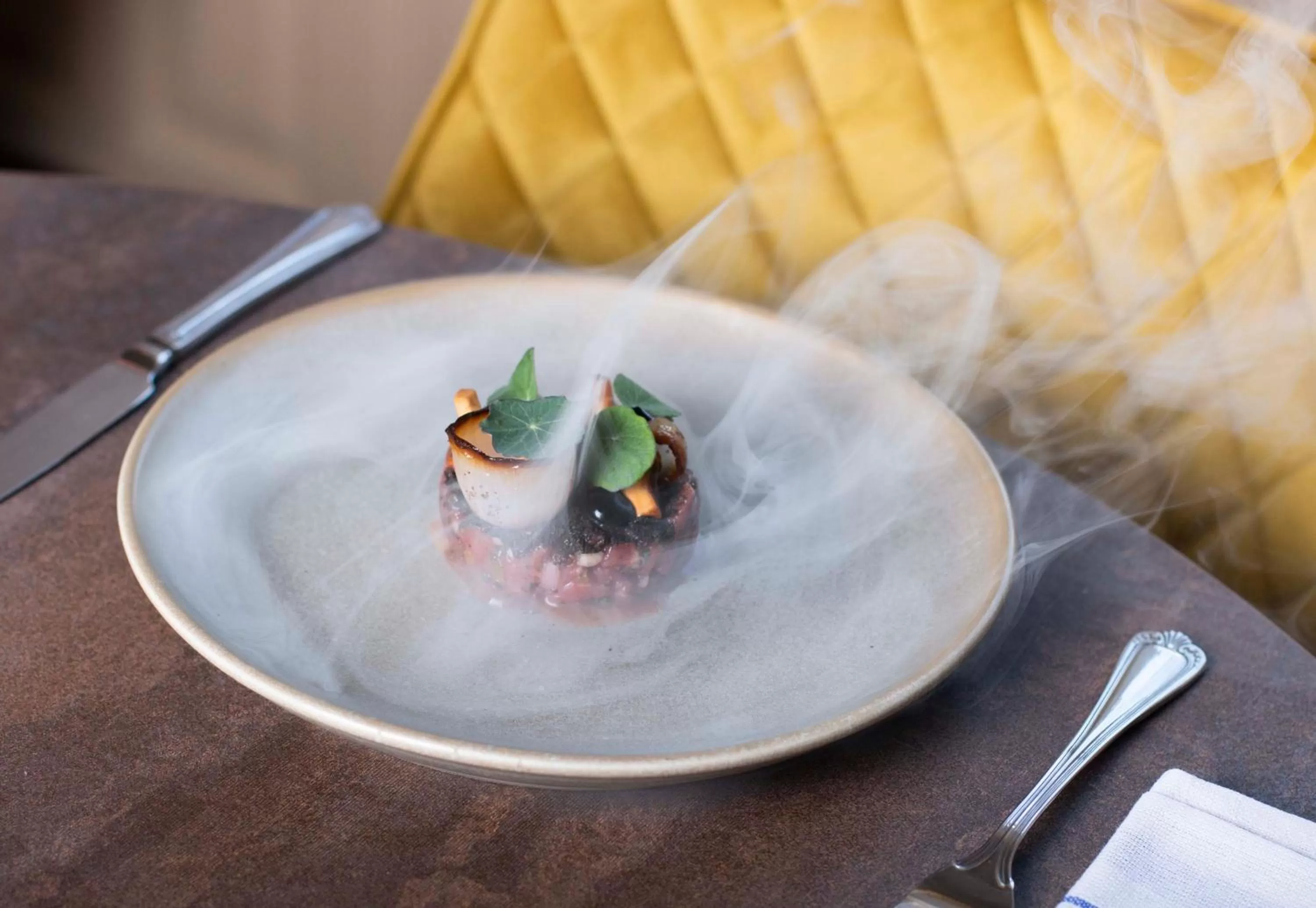 Restaurant/places to eat in The Old Crown Coaching Inn