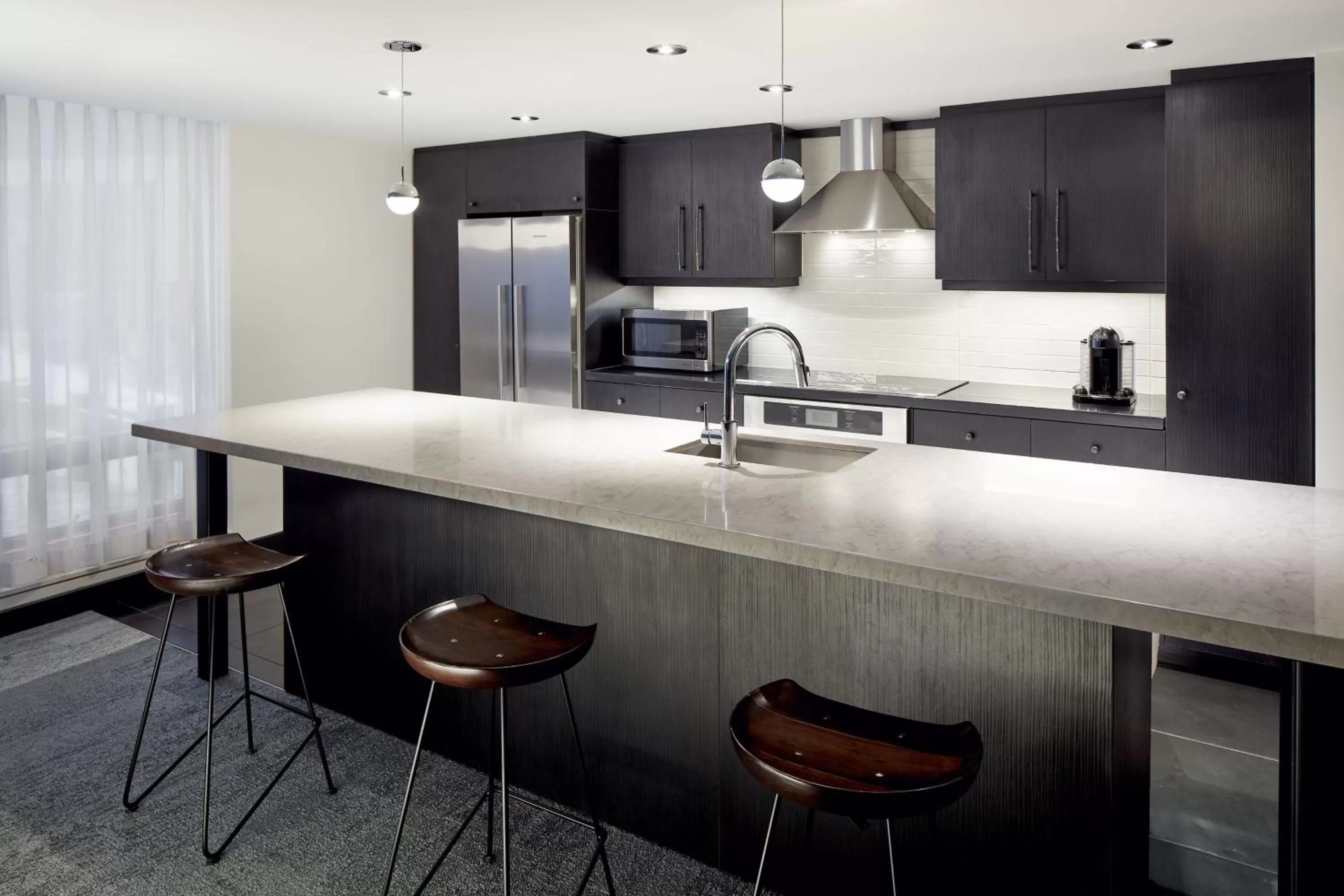 Kitchen or kitchenette in Delta Hotels by Marriott Mont Sainte-Anne, Resort & Convention Center