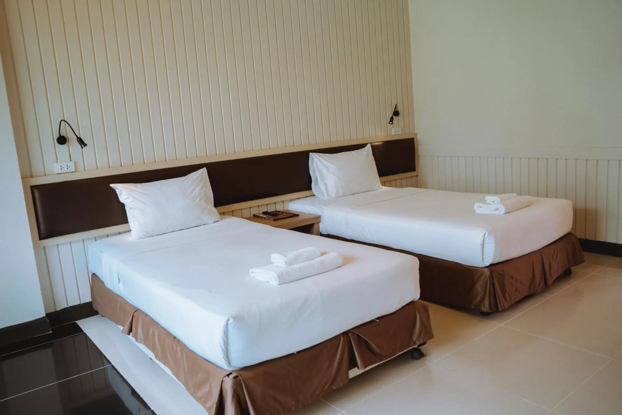 Bedroom, Bed in Chaolao Tosang Beach Hotel