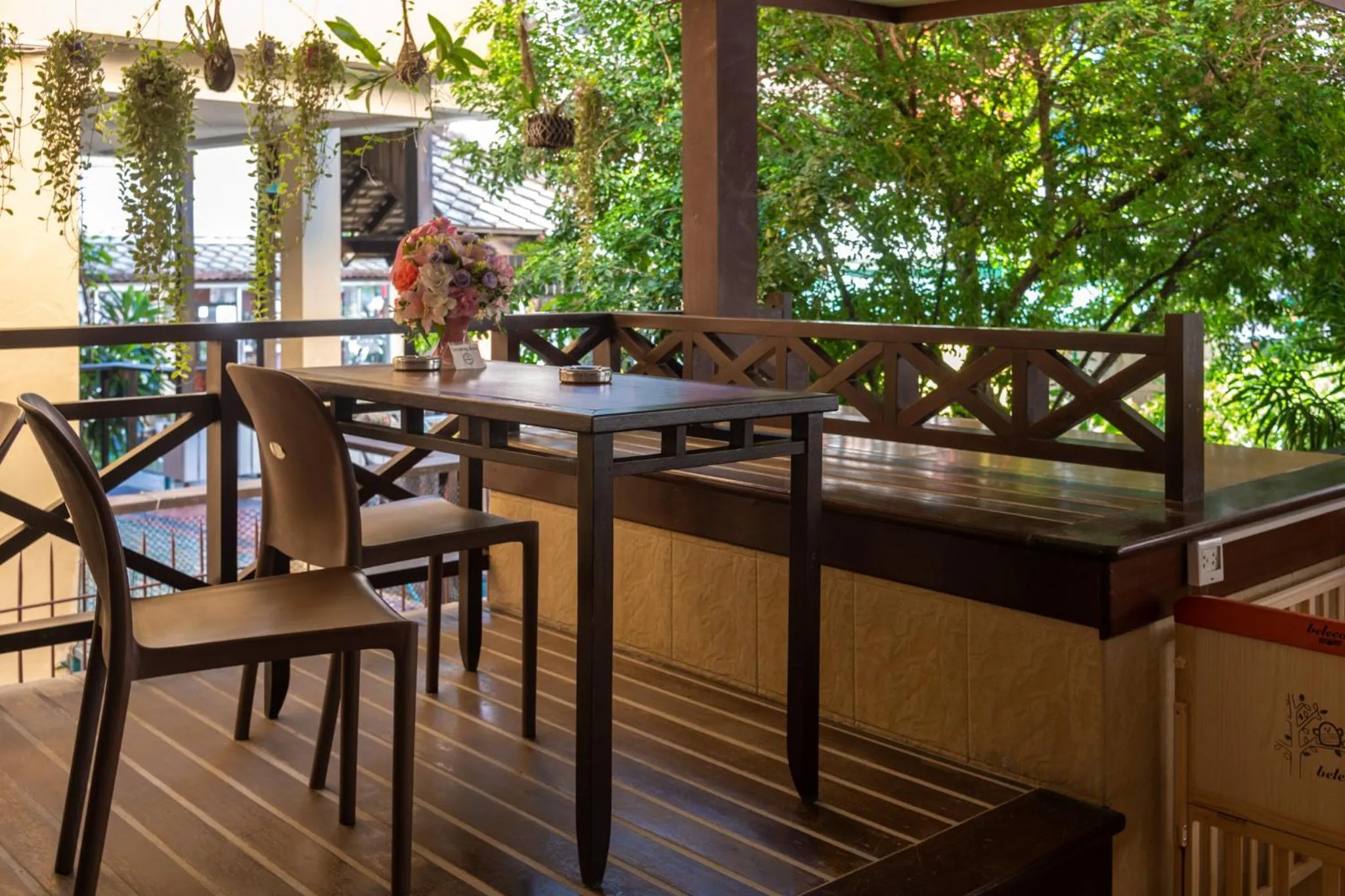 Restaurant/places to eat in Opey De Place