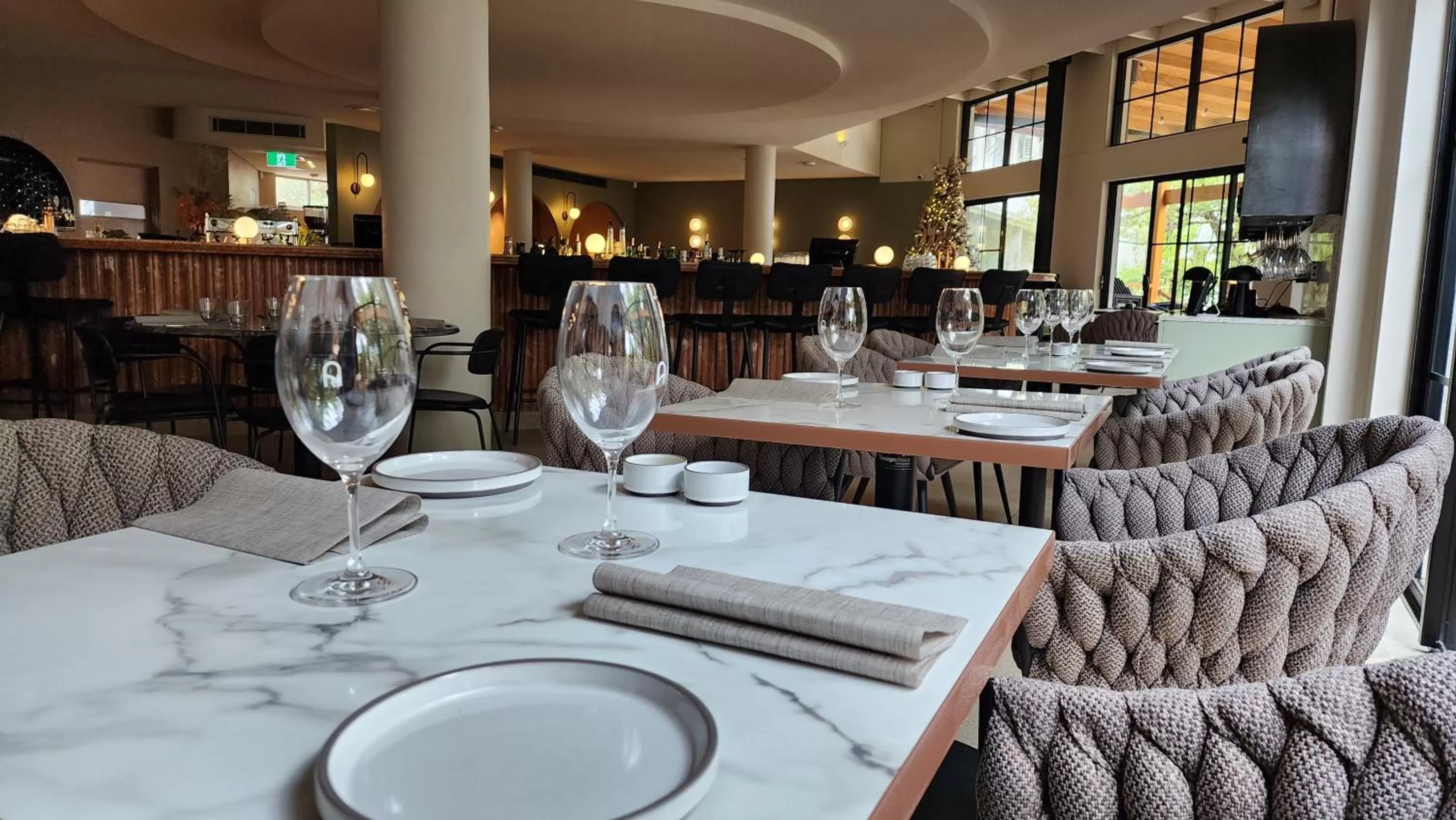 Restaurant/places to eat in Kyah