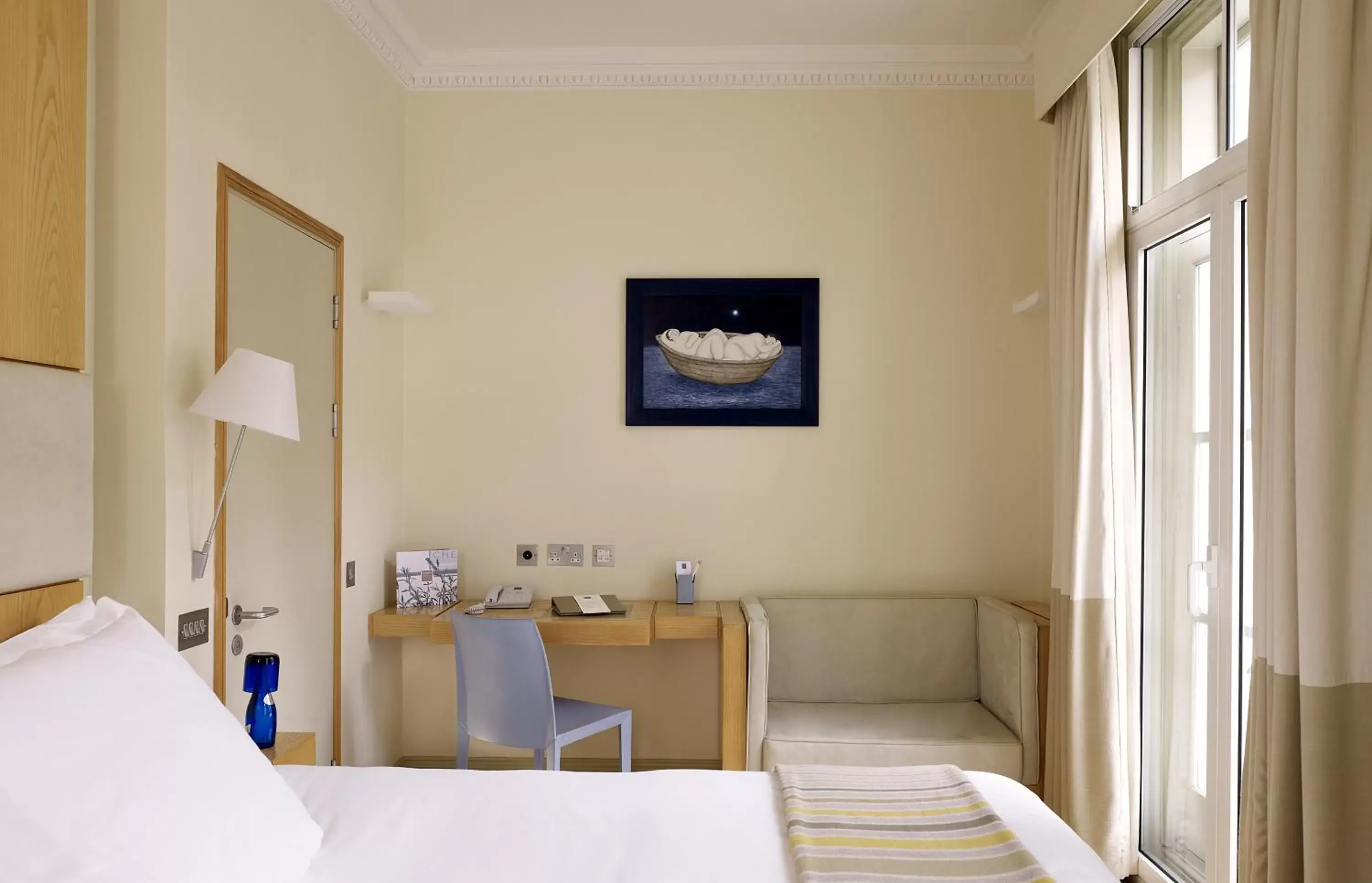 Premier Deluxe Double Room in Sydney House Chelsea Premier Deluxe Double Room in Sydney House Chelsea