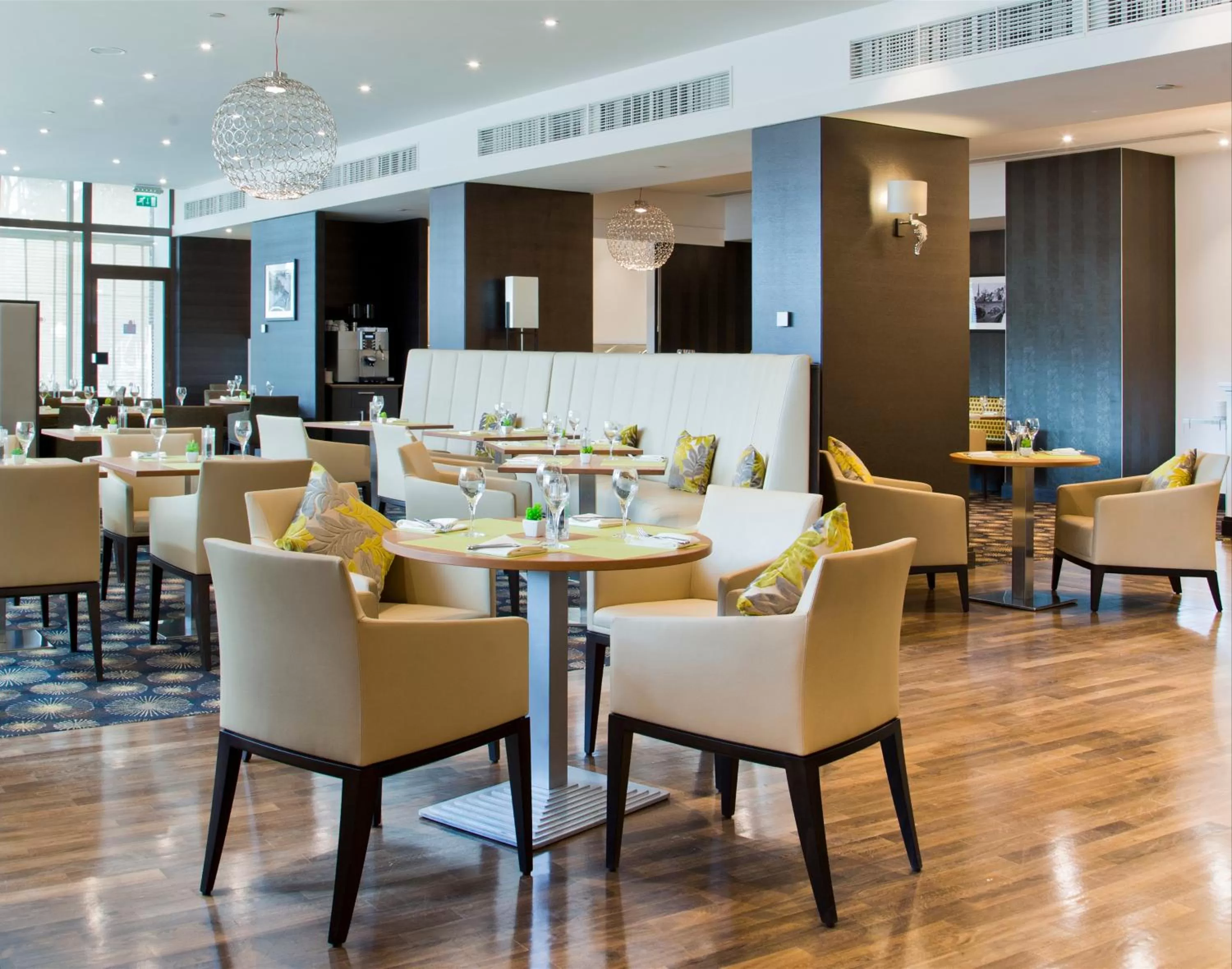 Restaurant/places to eat in DoubleTree by Hilton Luxembourg