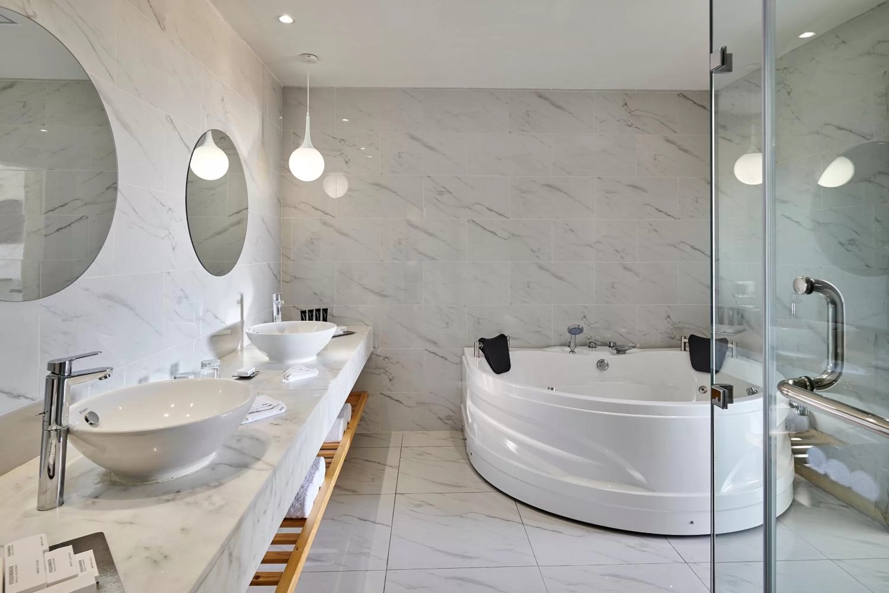 Bathroom in Steigenberger Pure Lifestyle (Adults Only)