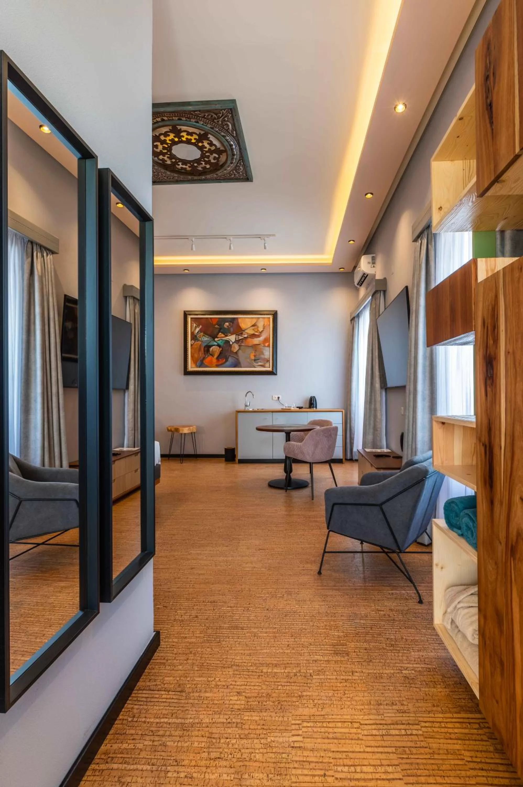 Living room, Bed in Vila Origens Boutique Hotel Albufeira – Adults Only