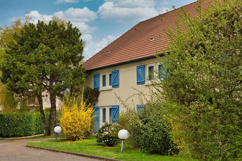 Property building in Sure Hotel by Best Western Plaisir