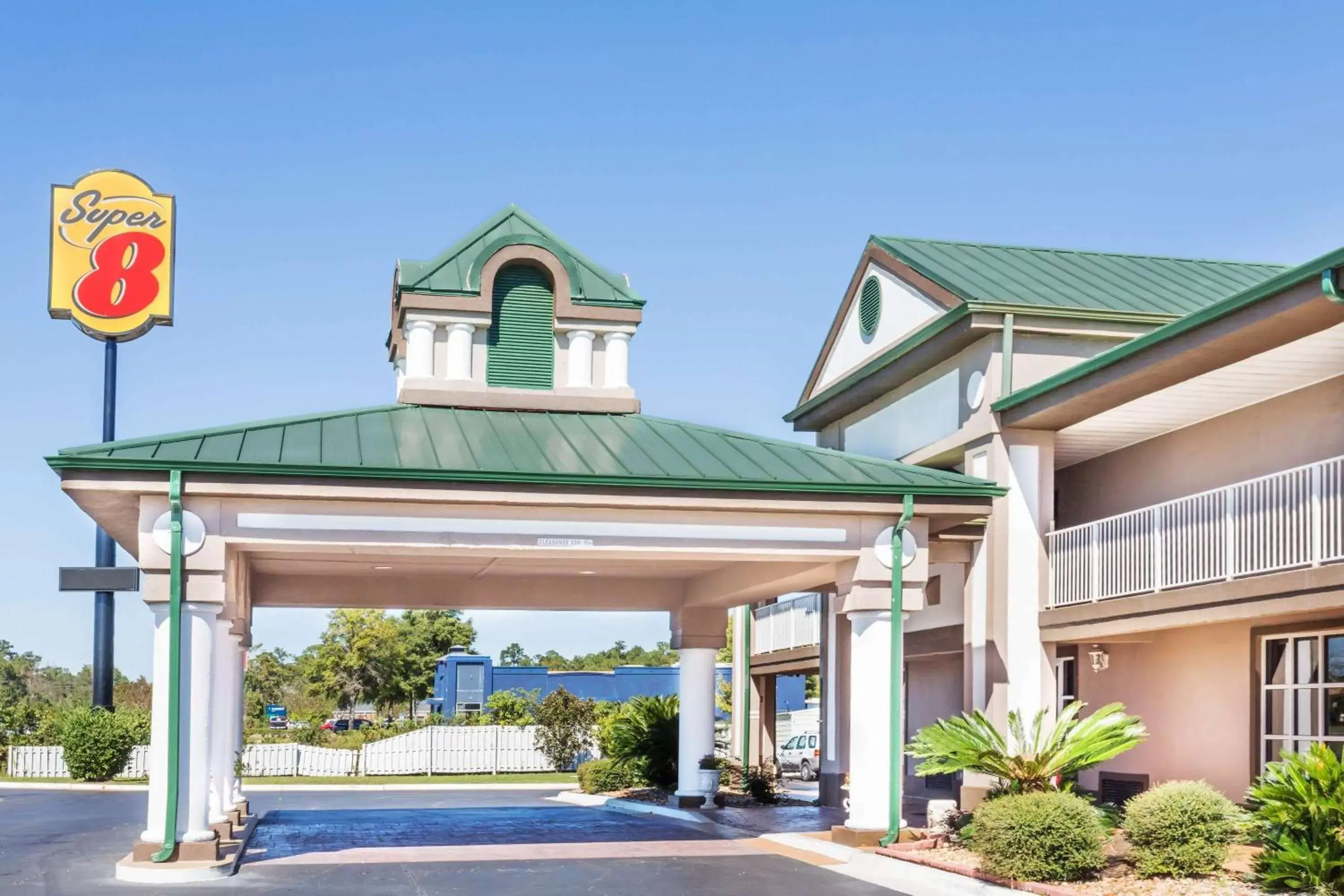 Super 8 by Wyndham Marianna I-10 Super 8 by Wyndham Marianna I-10