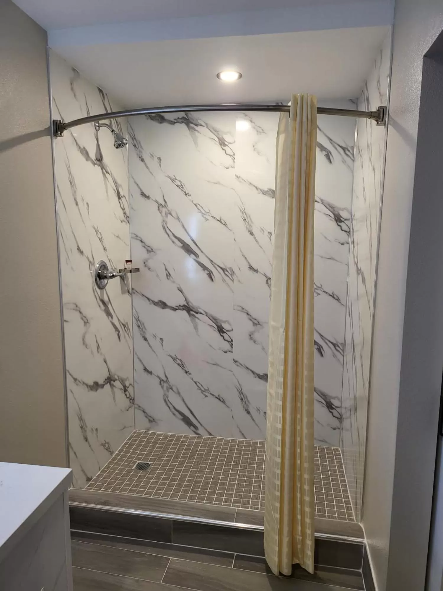 Bathroom in Stadium Inn & Spas