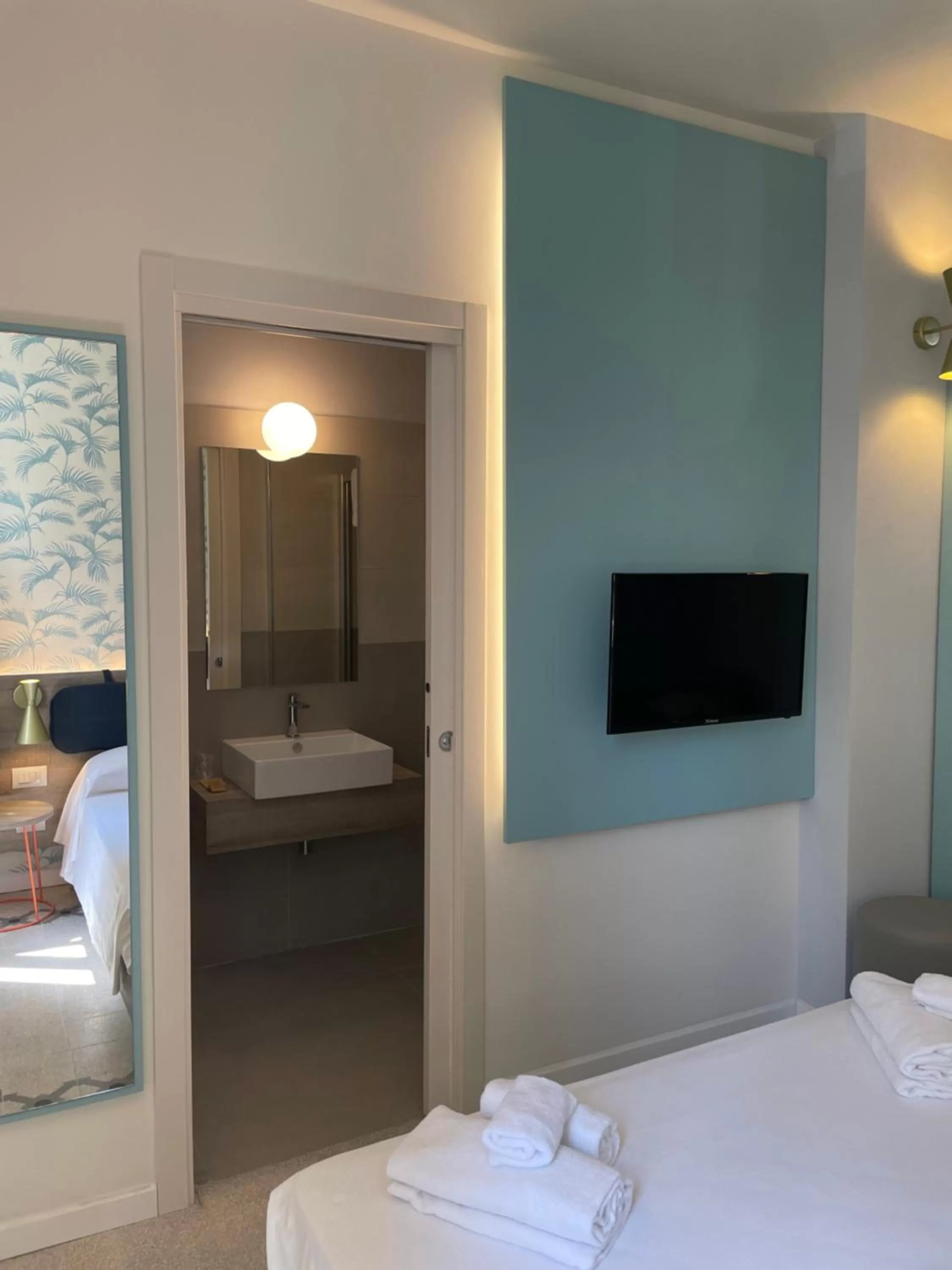 Bedroom, Bed in Guerrini Hotel