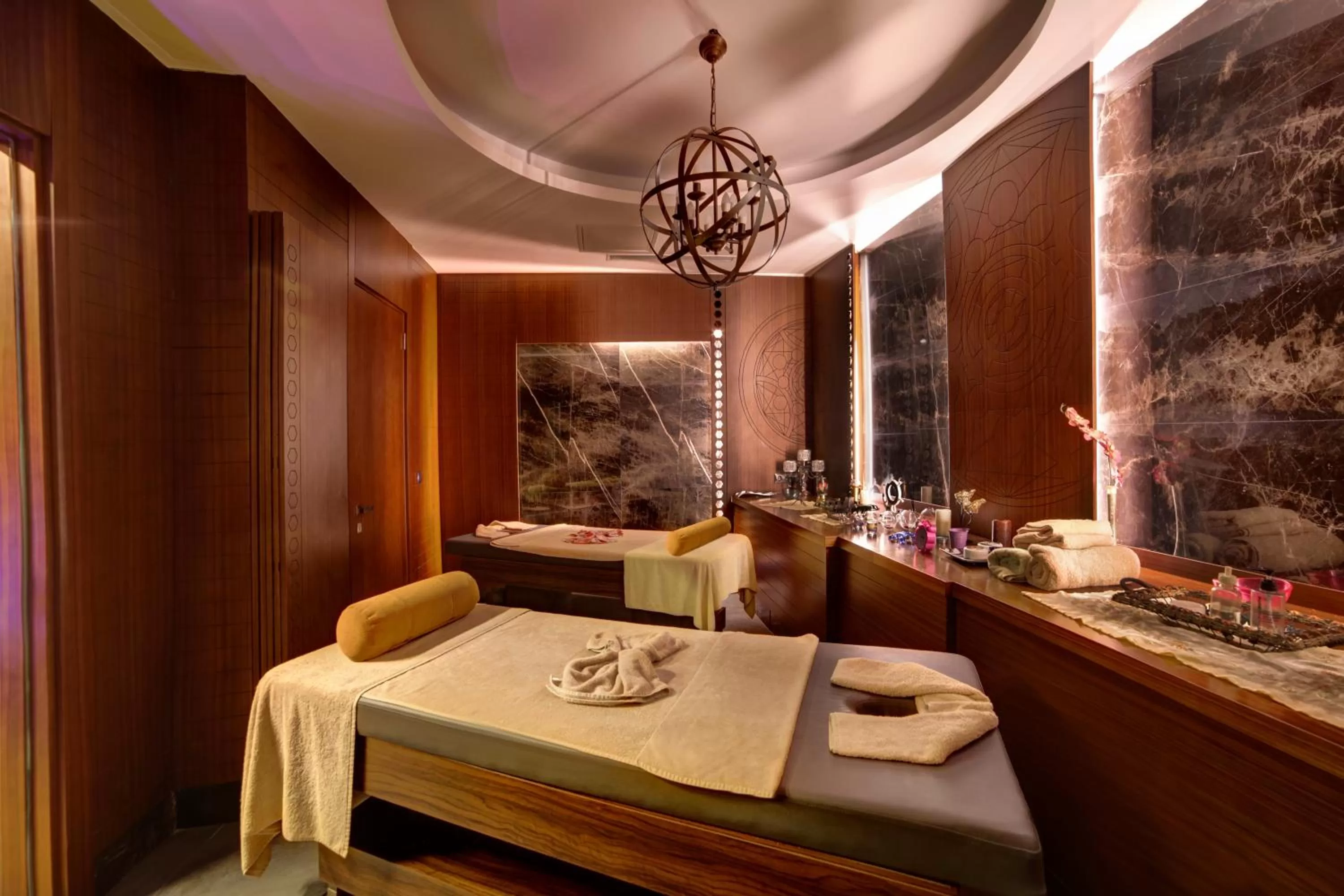Spa and wellness centre/facilities, Bed in Skalion Hotel