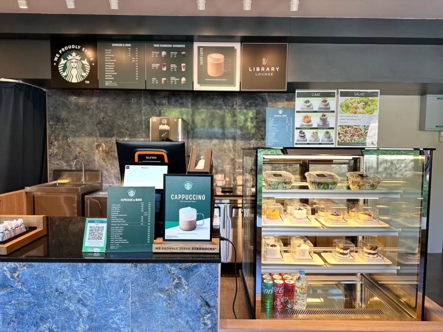 Food and drinks in Canalis Suvarnabhumi Airport Hotel