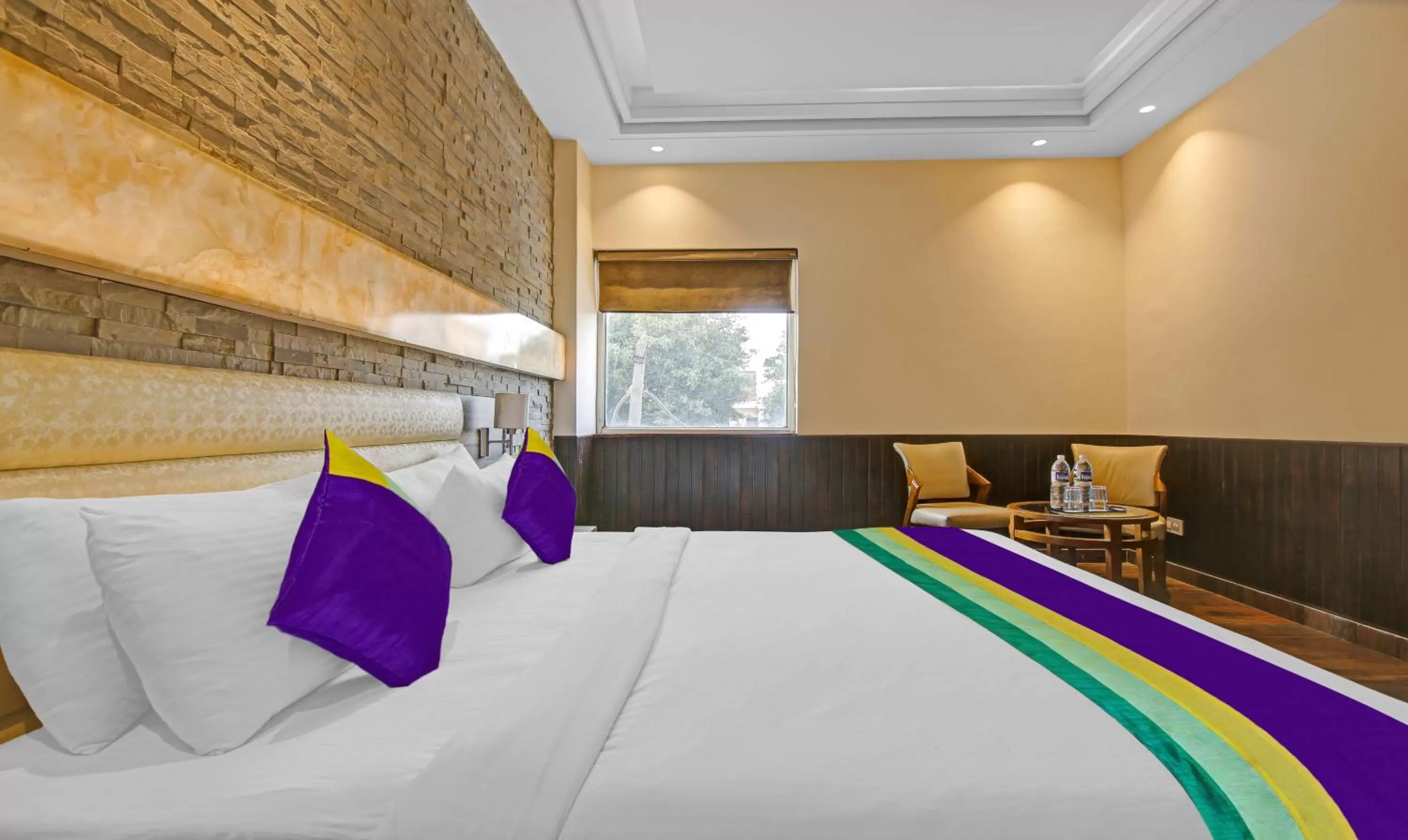 Bed in Treebo Premium Arista