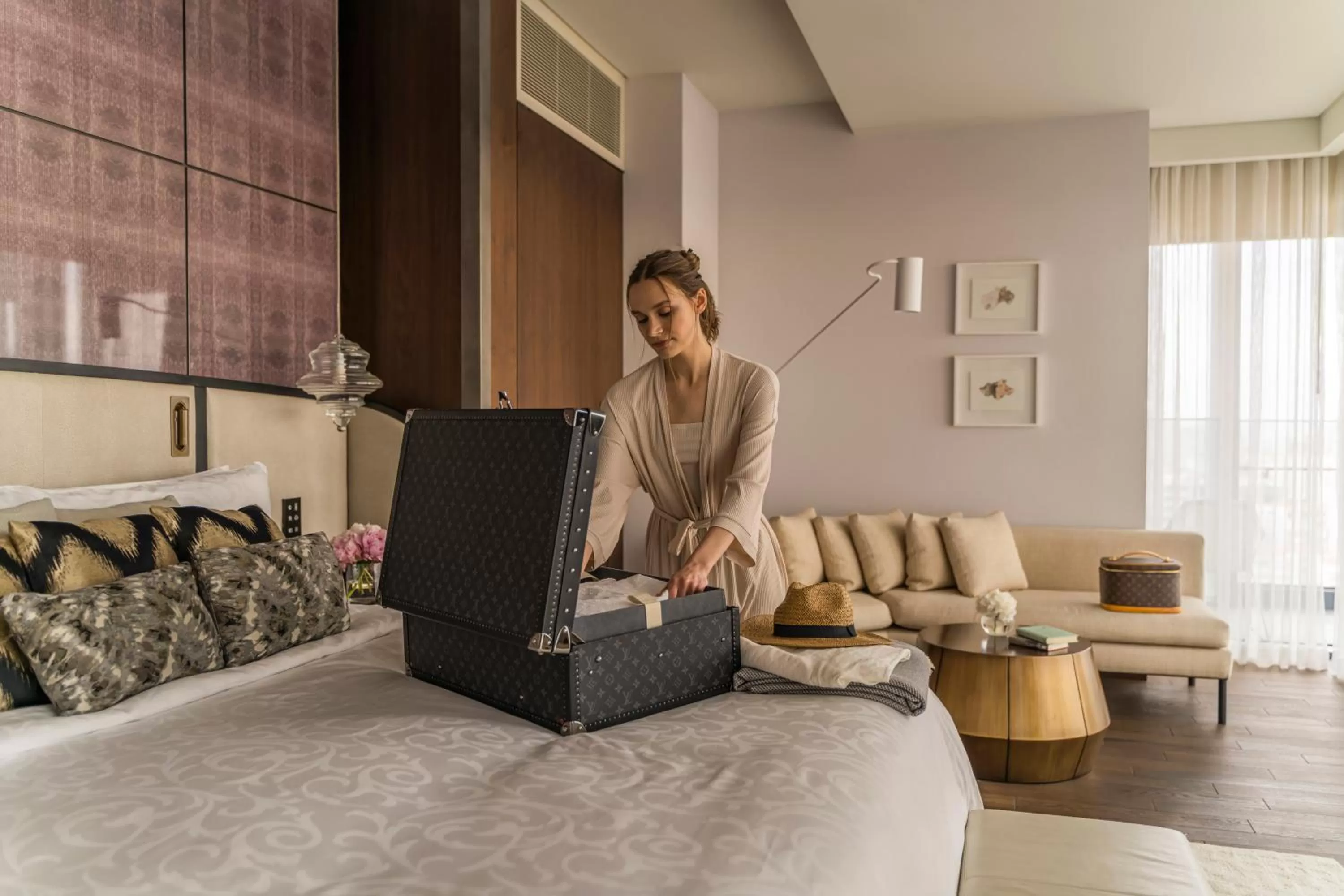 Bedroom in Fairmont Quasar Istanbul Hotel
