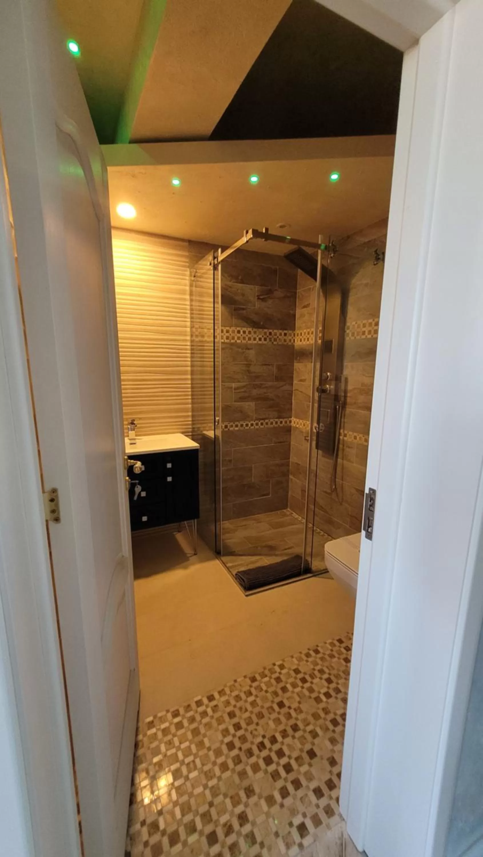 Bathroom in Terrace Suites Iasi